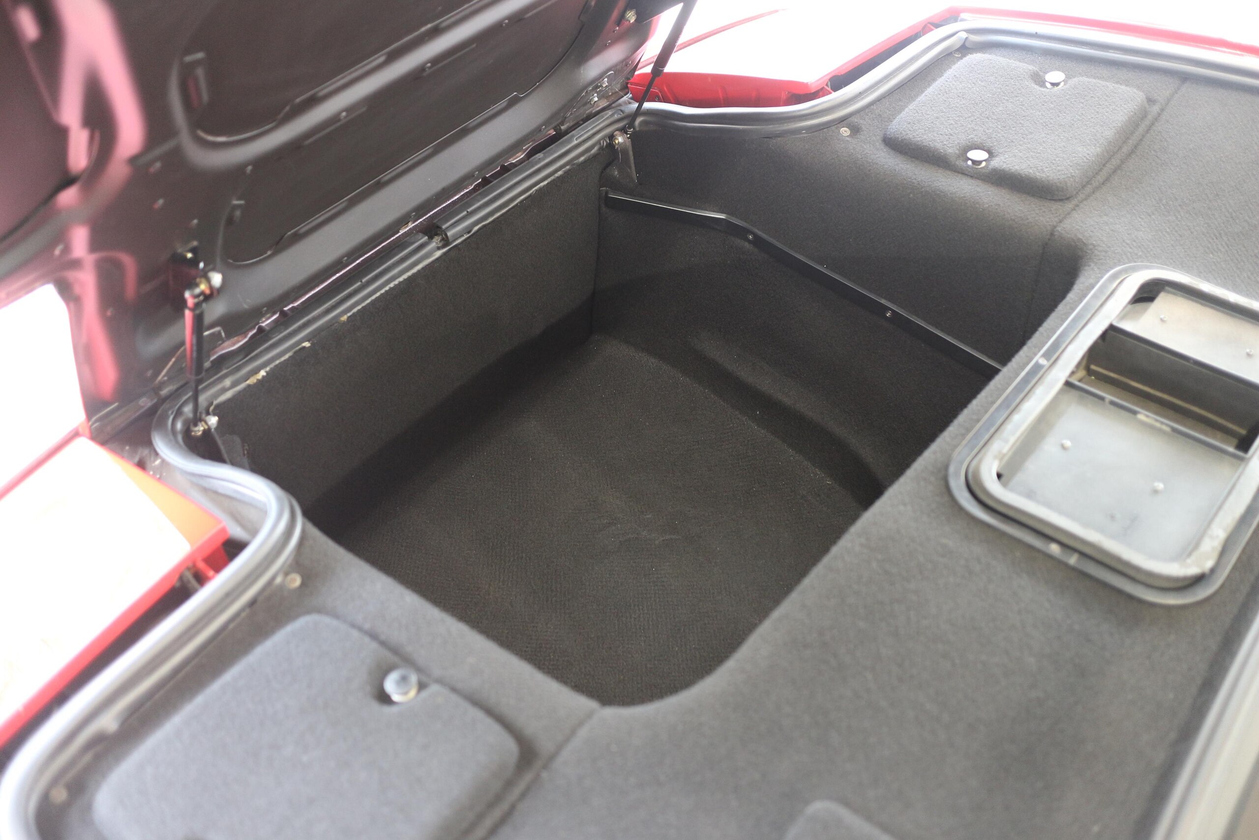 1993 Ferrari 348GTB Challenge — Photo 13 / 13
