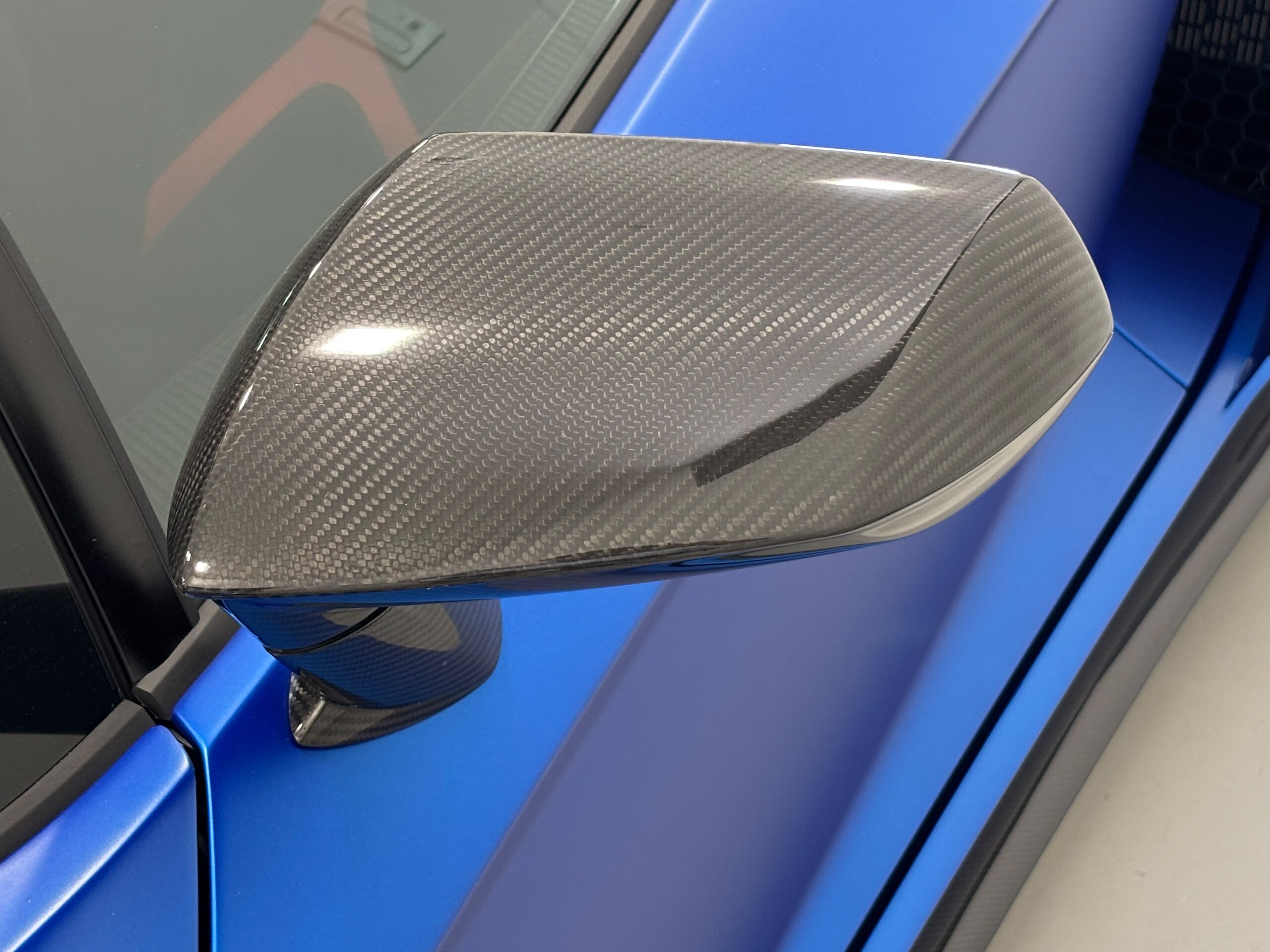 2020 Lamborghini Aventador SVJ Roadster — Photo 21 / 40