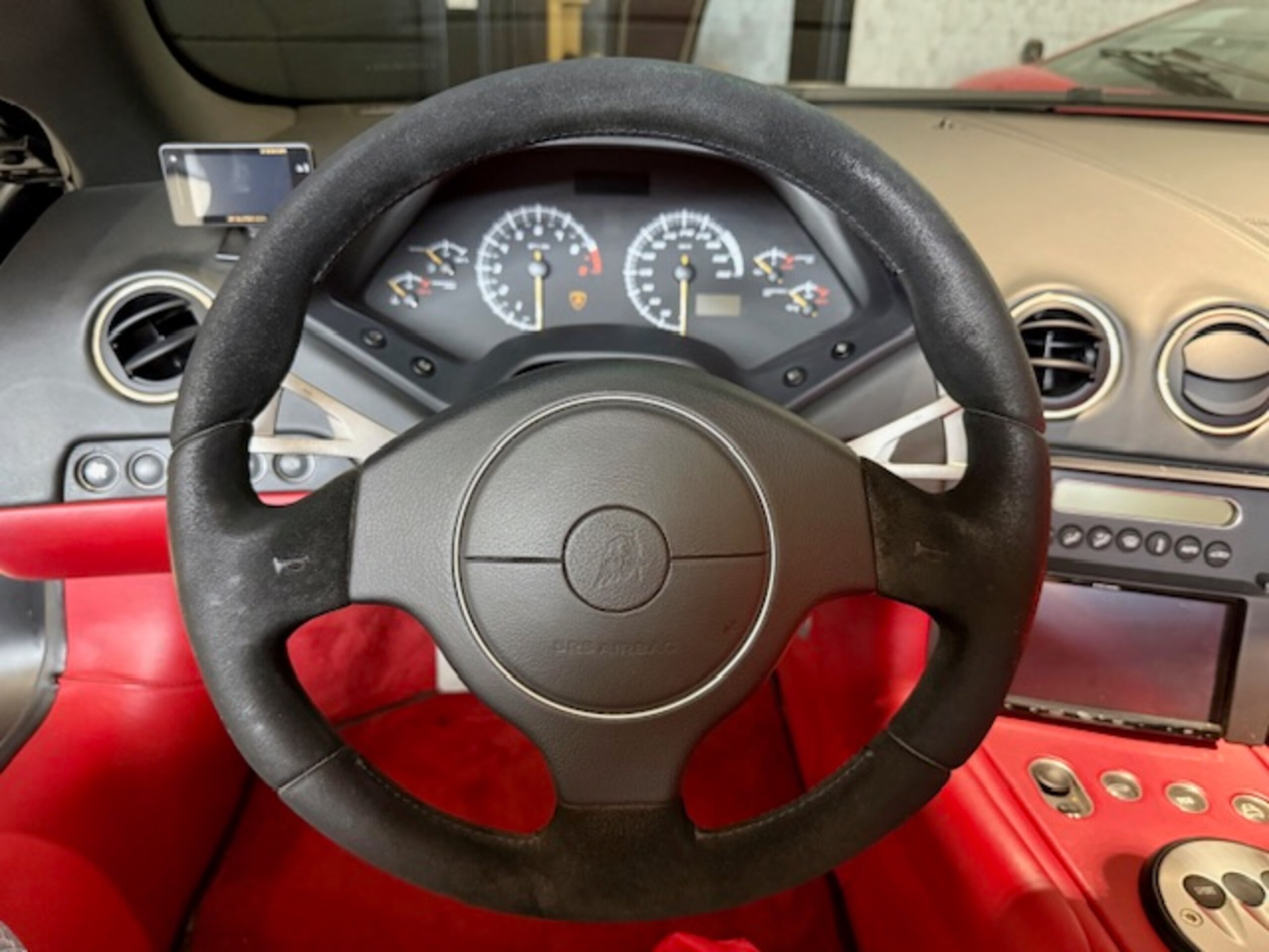 2008 Lamborghini Murcielago Roadster — Photo 10 / 18
