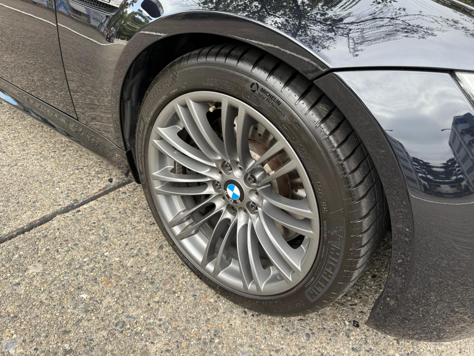 2011 BMW M3 Sedan — Photo 11 / 22