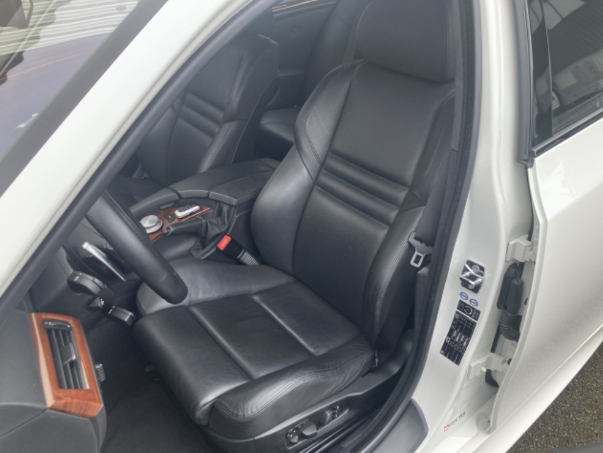 2007 BMW M5 — Photo 15 / 17