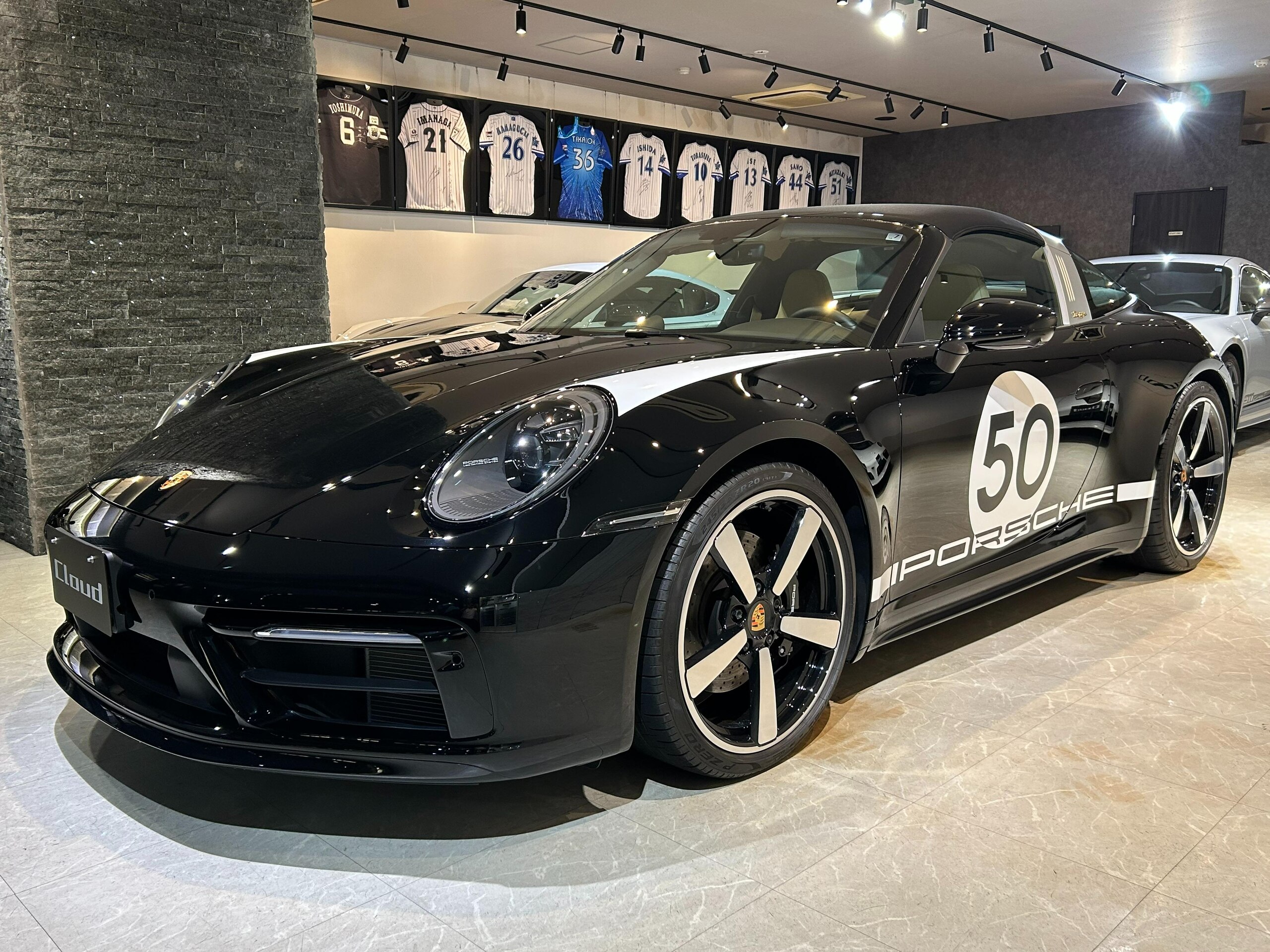 2020 Porsche 911 Targa 4S — Photo 12 / 78