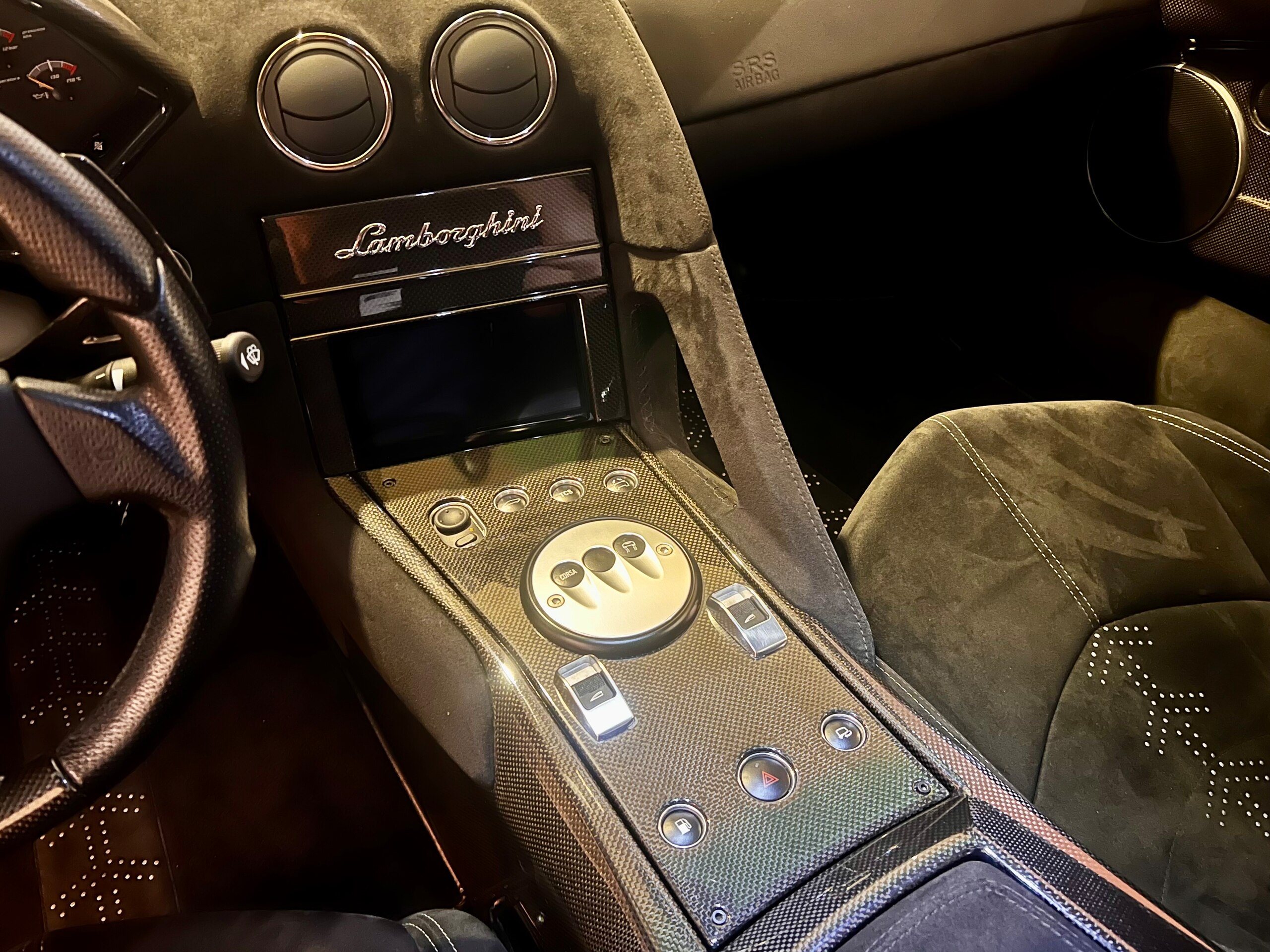 2010 Lamborghini Murcielago LP670-4 SV — Photo 14 / 19