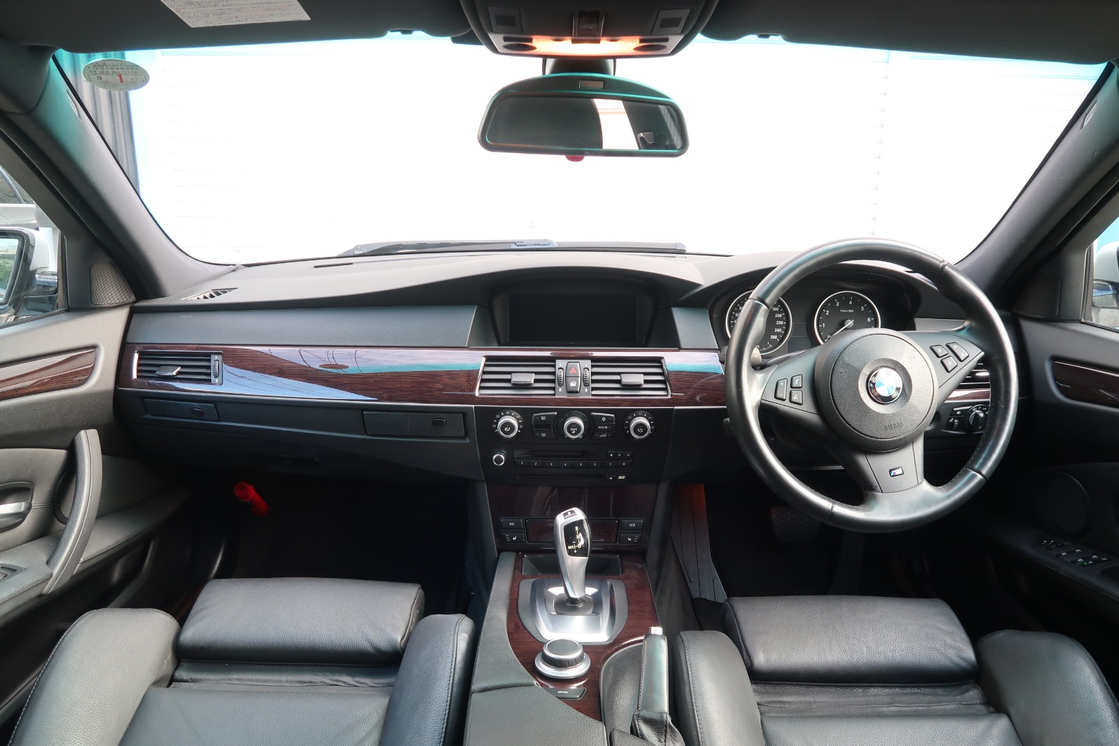 2008 BMW 530i M Sport — Photo 9 / 16