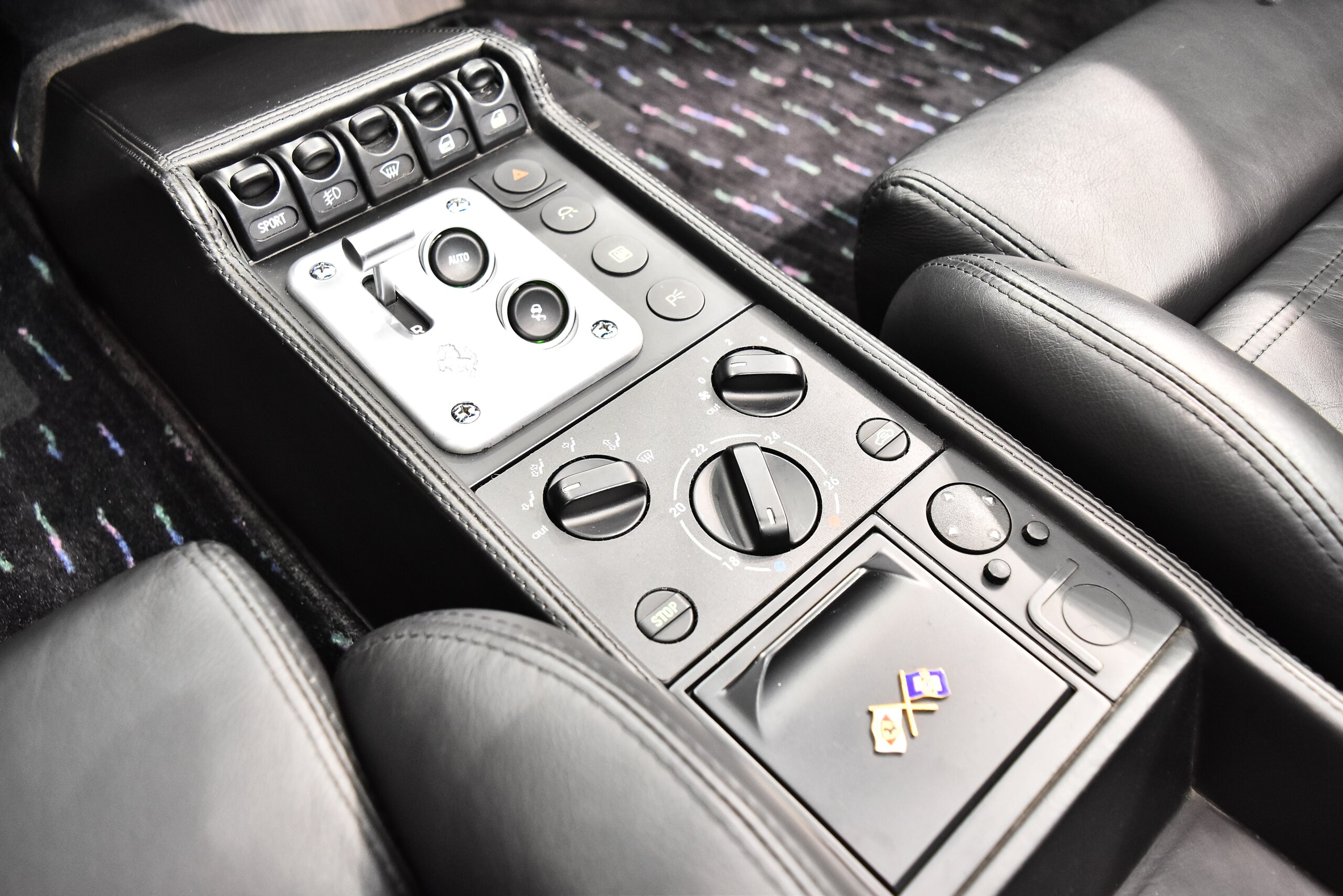 2000 Ferrari F355 GTS — Photo 11 / 17