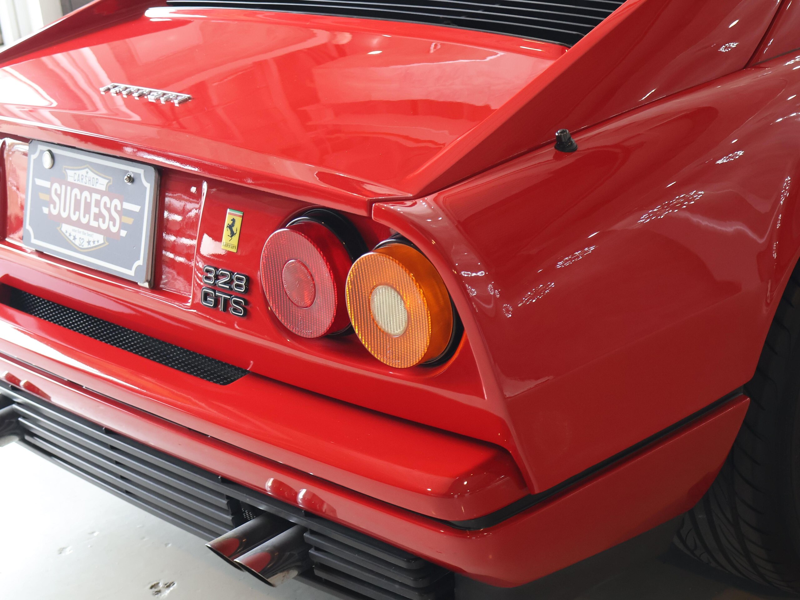 1989 Ferrari 328GTS — Photo 46 / 52