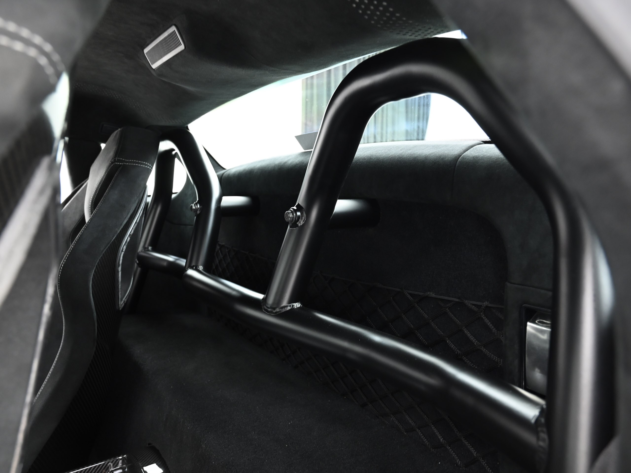 2011 Lamborghini Gallardo LP570-4 Superleggera — Photo 17 / 24