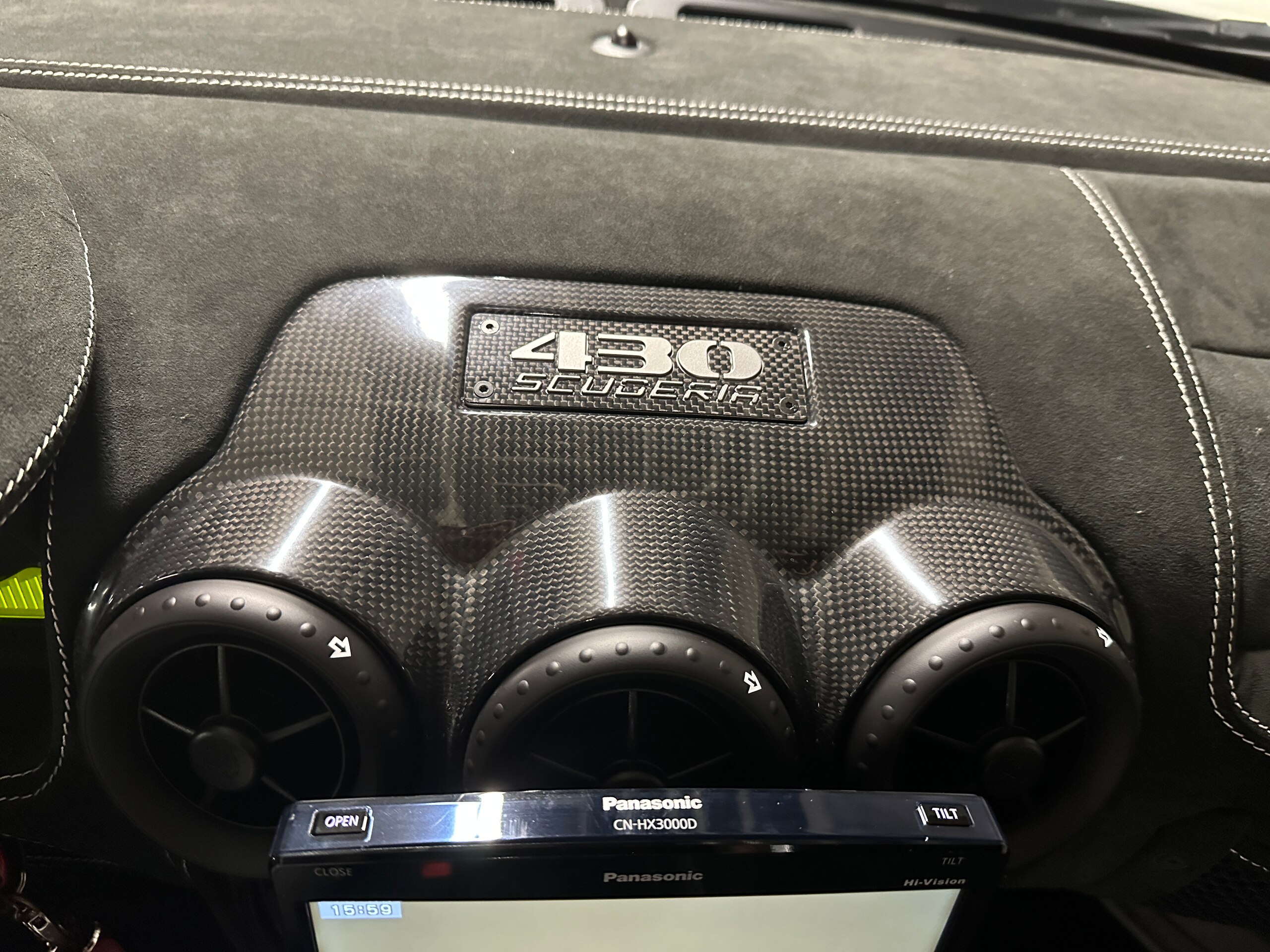 2013 Ferrari 430 Scuderia — Photo 12 / 17