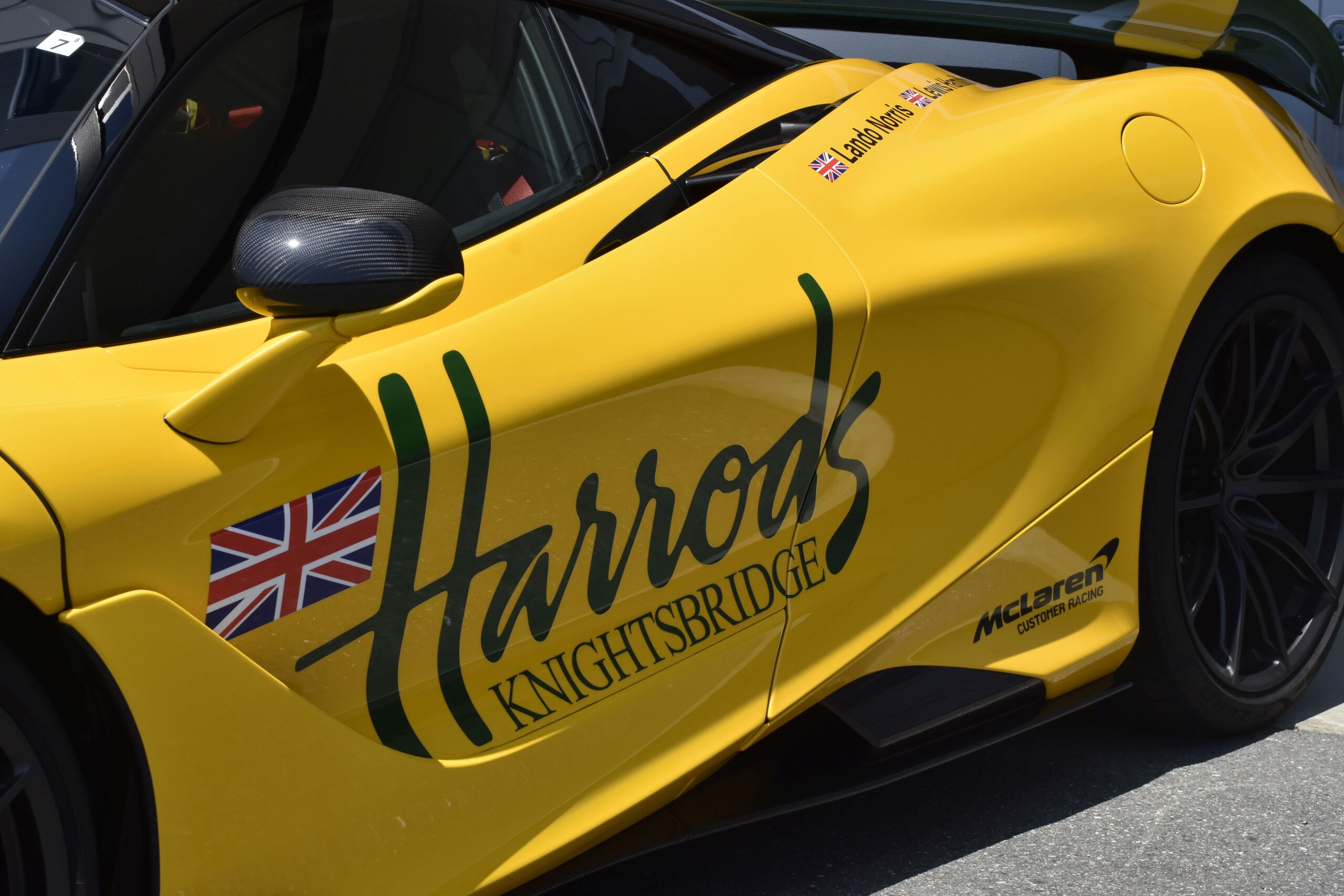 2021 McLaren 765LT — Photo 8 / 19