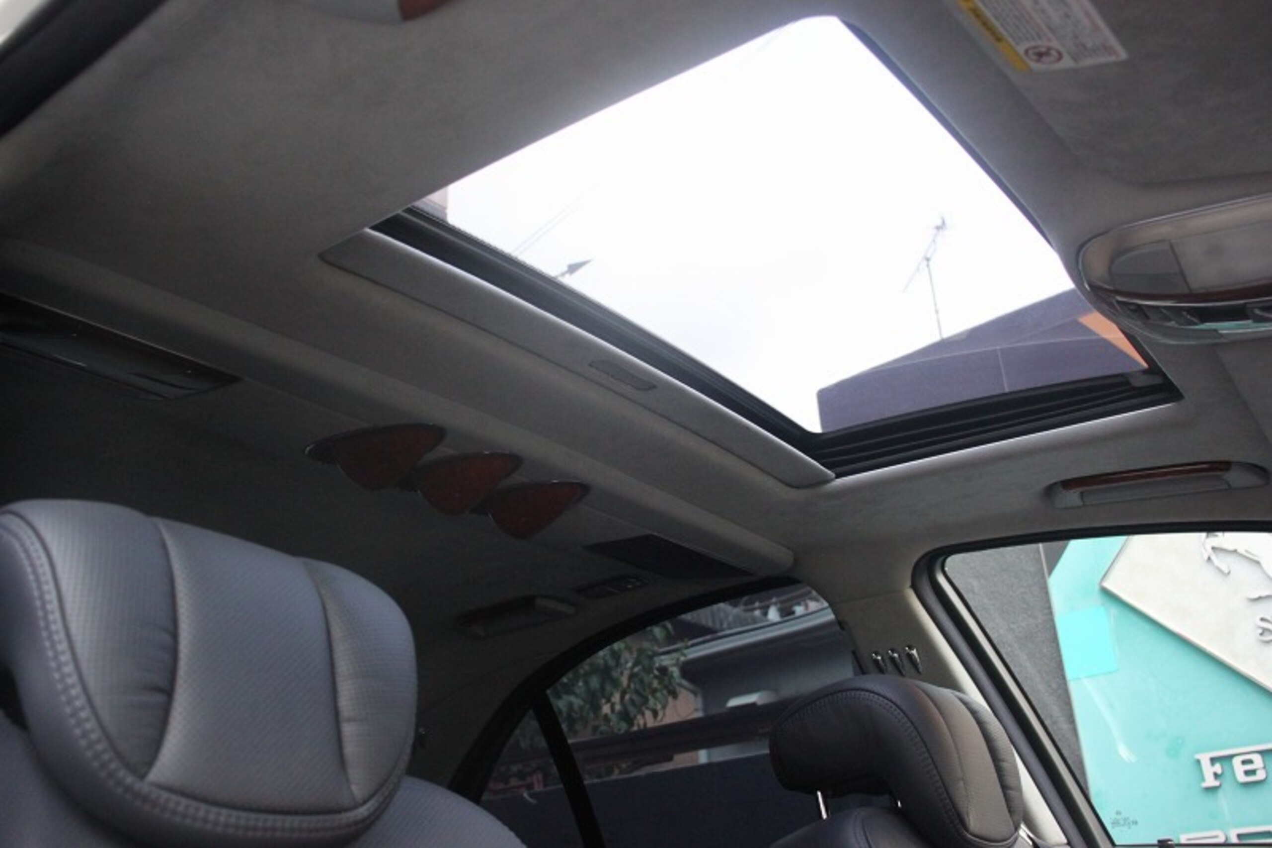2005 Mercedes Benz Maybach 57 — Photo 19 / 33