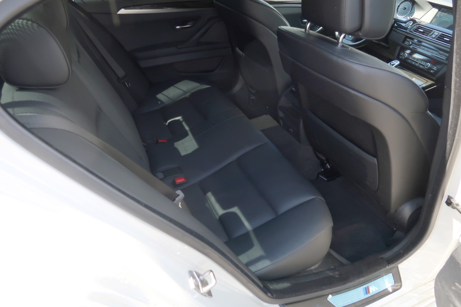 2012 BMW 528i M Sport — Photo 11 / 11