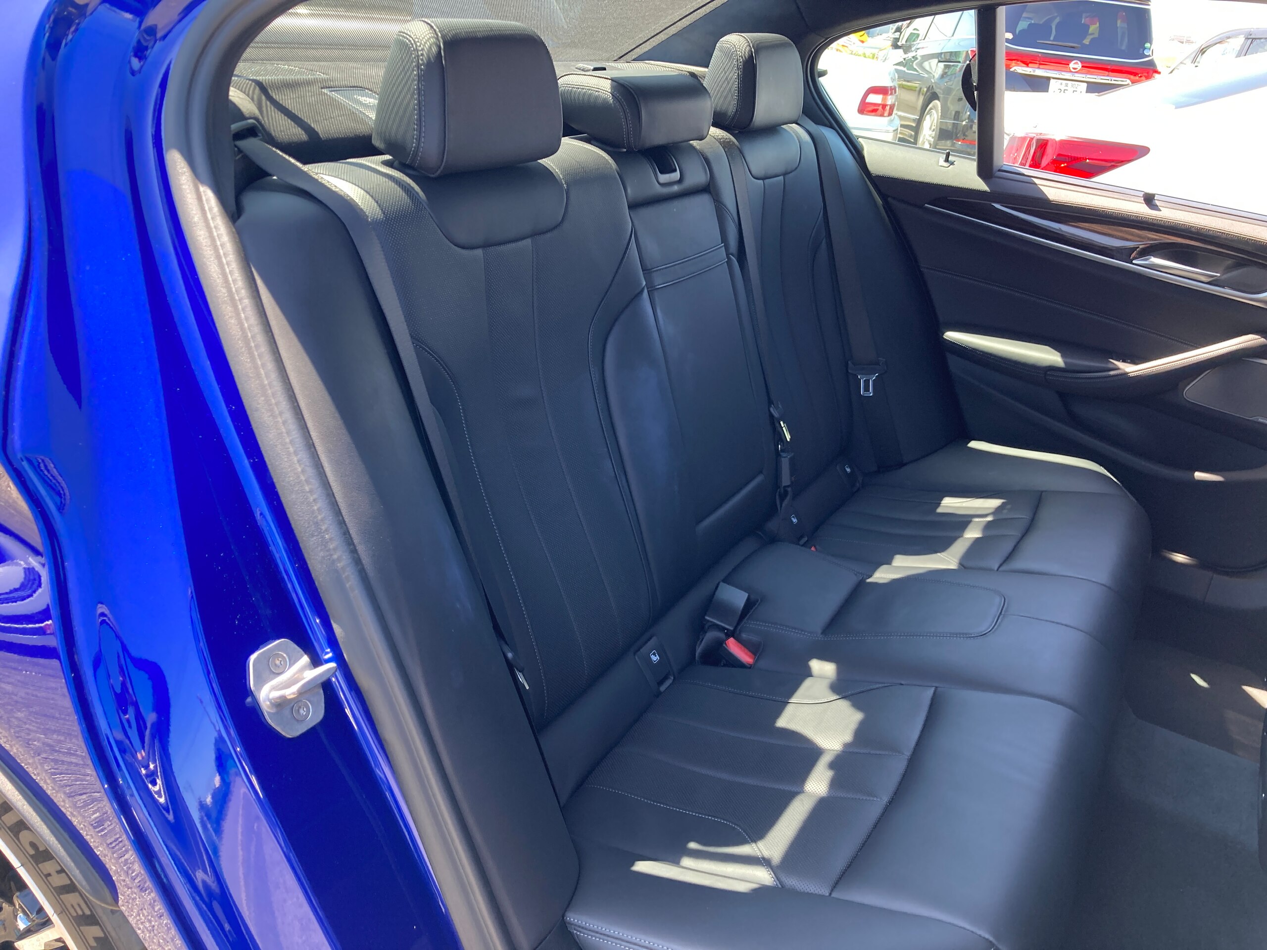 2018 BMW M5 — Photo 23 / 27
