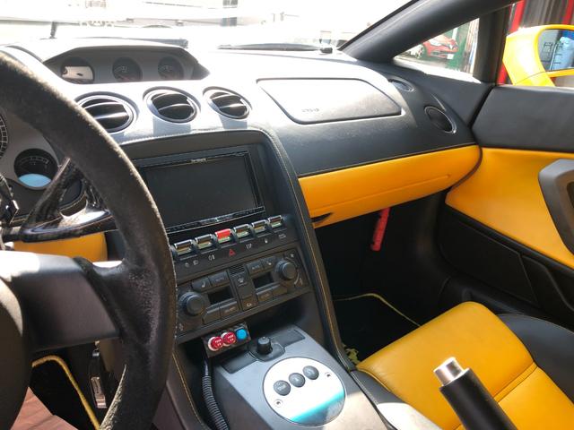 2004 Lamborghini Gallardo — Photo 8 / 13