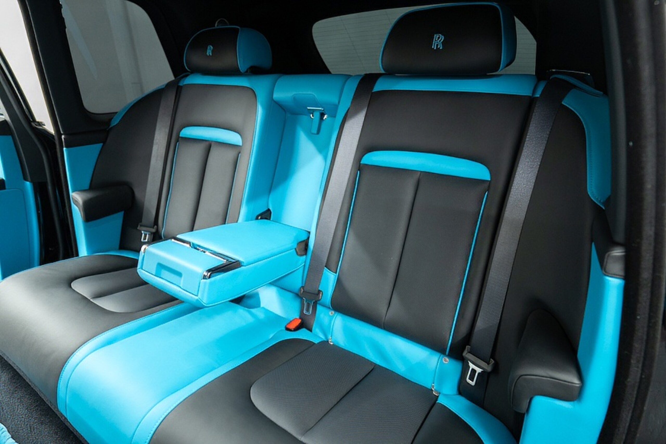 2025 Rolls-Royce Cullinan — Photo 21 / 29