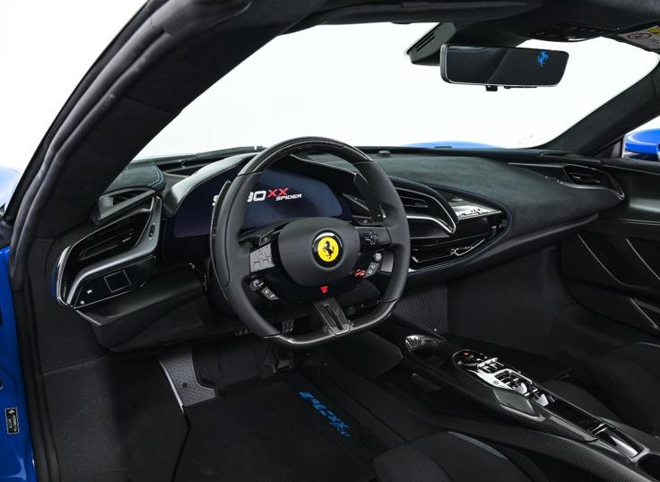 2025 Ferrari SF90 XX Spider — Photo 8 / 21