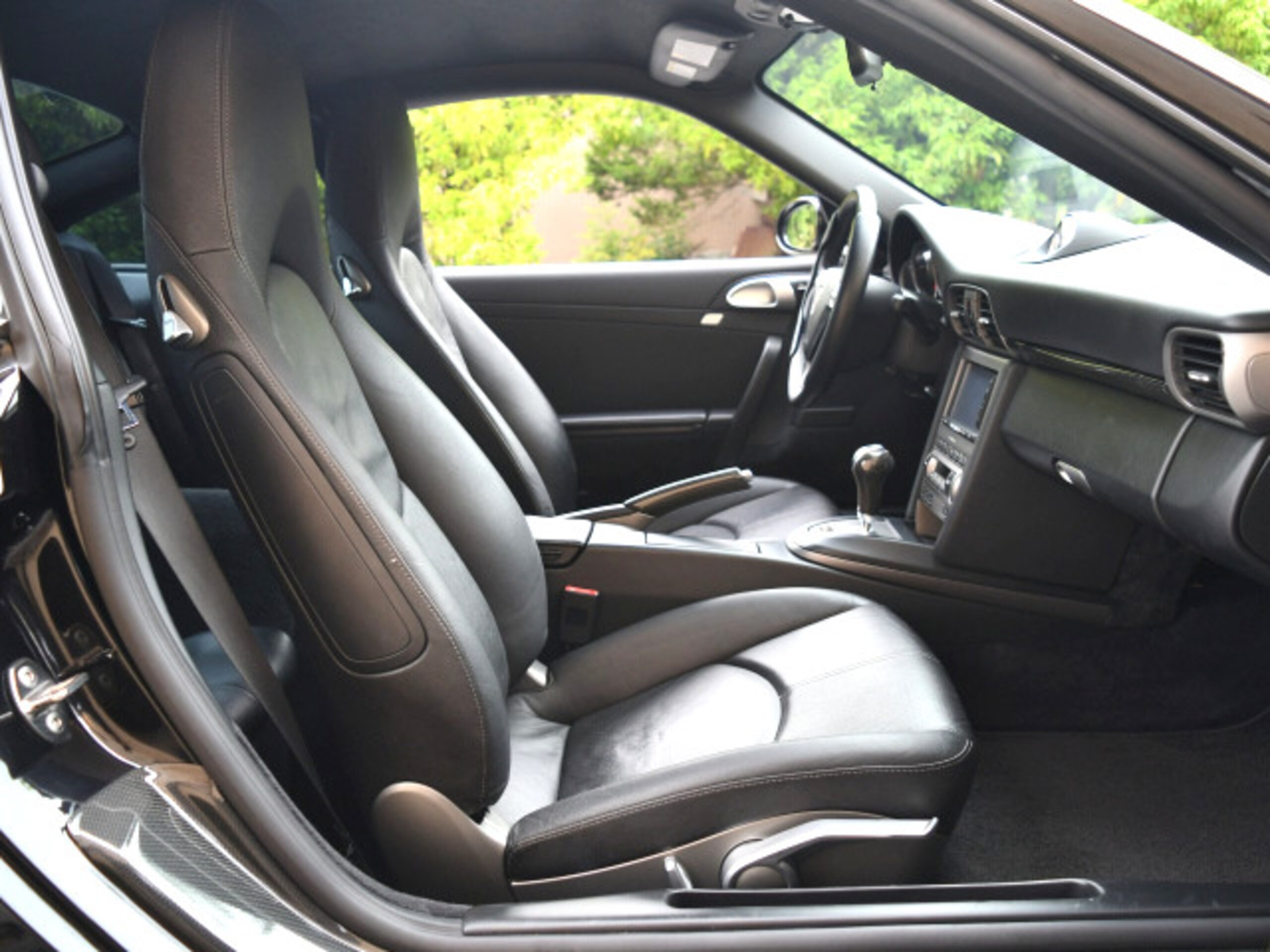 2009 Porsche 911 Carrera — Photo 19 / 24