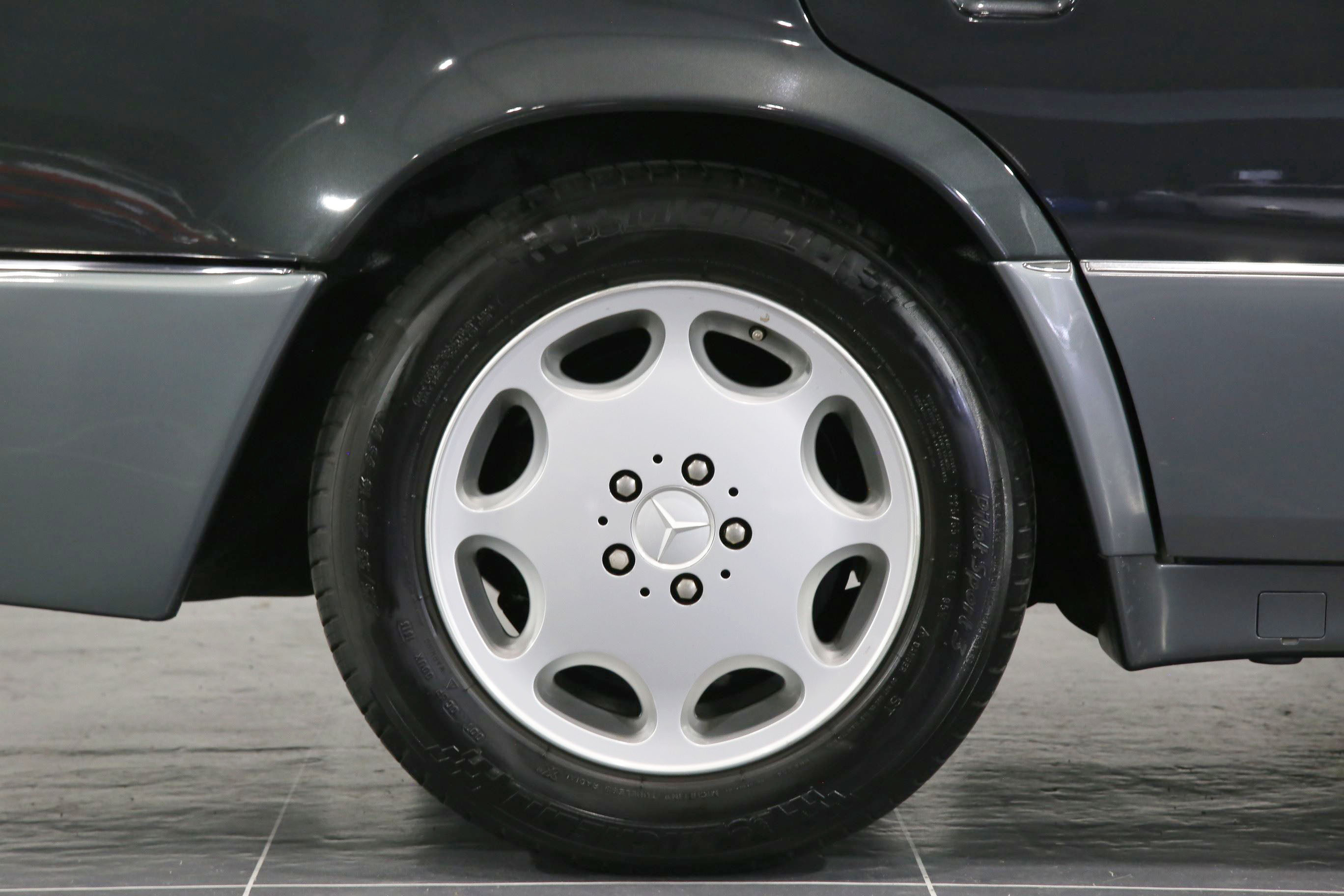 1992 Mercedes Benz 500E — Photo 20 / 22