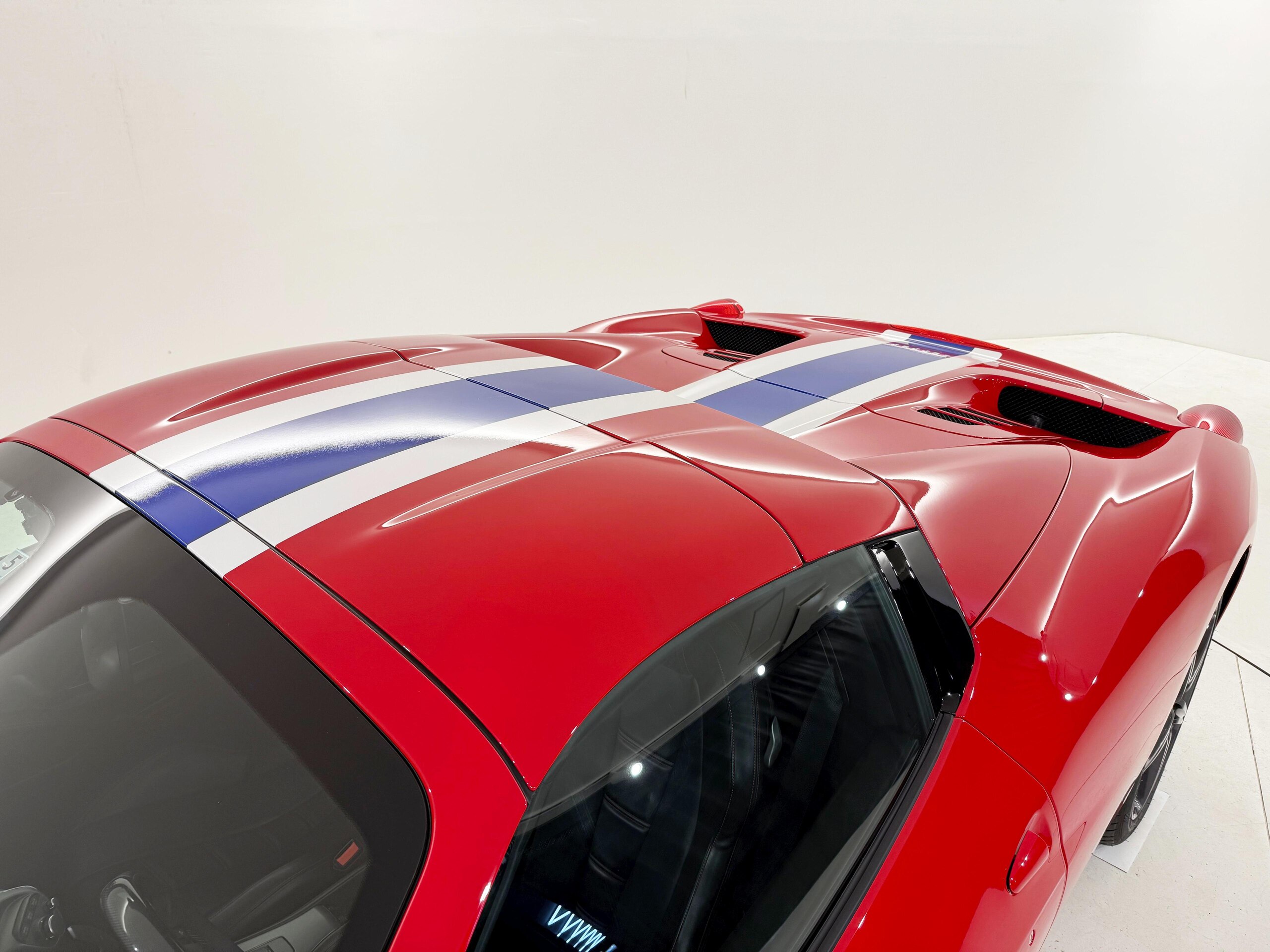 2015 Ferrari 458 Spider — Photo 32 / 37