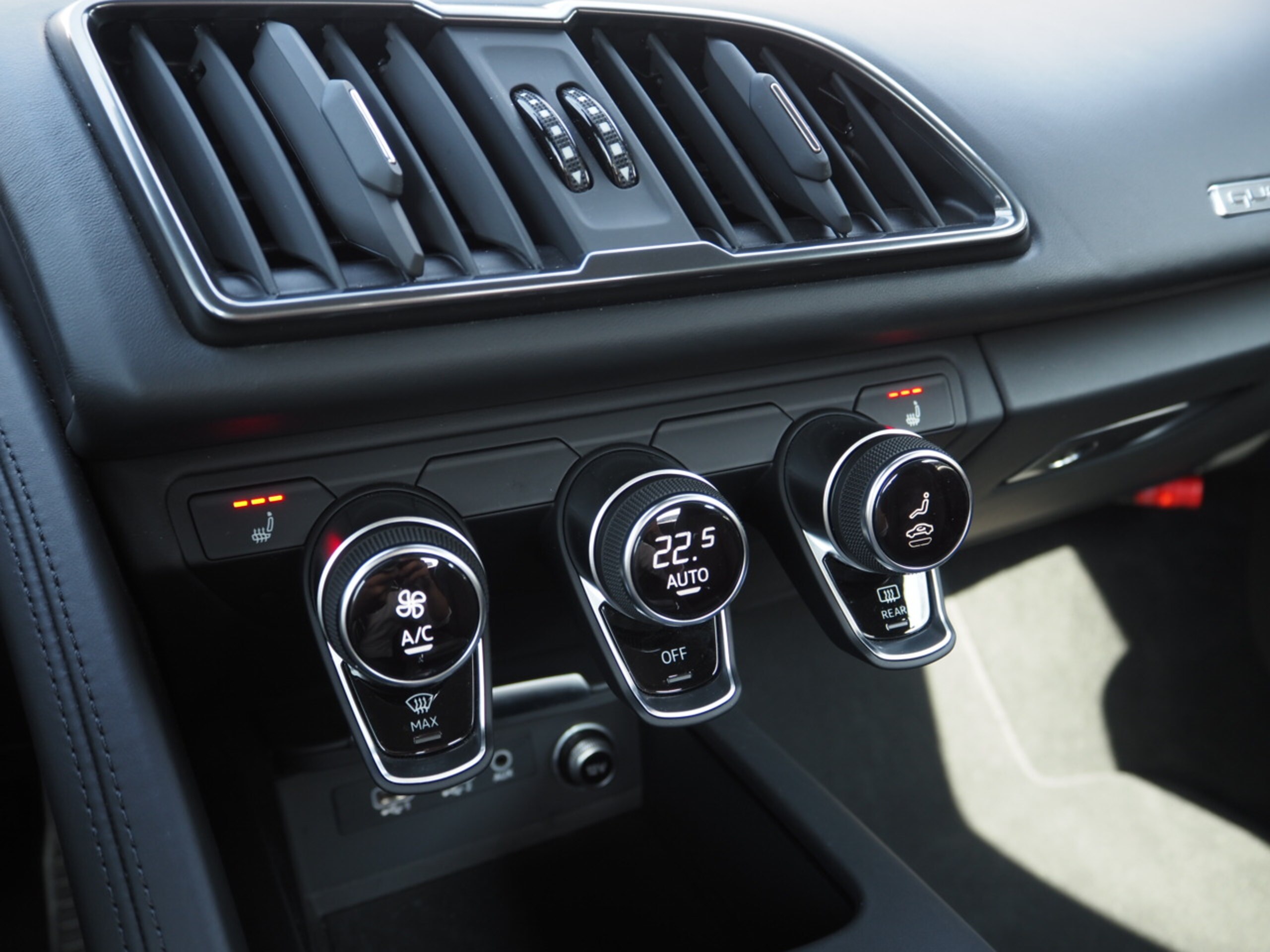 2018 Audi R8 Spyder — Photo 12 / 18
