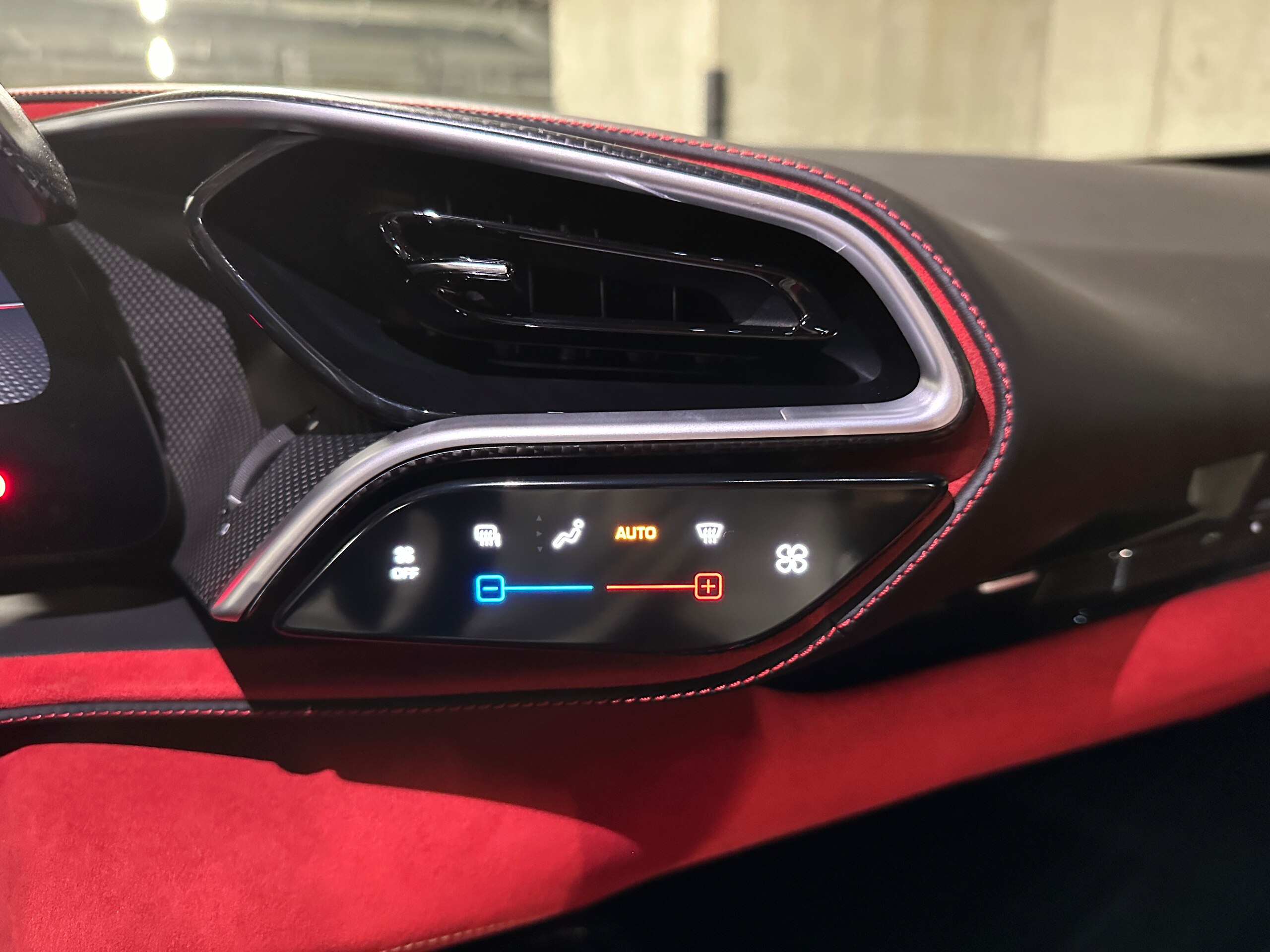 2023 Ferrari 296GTB — Photo 12 / 19