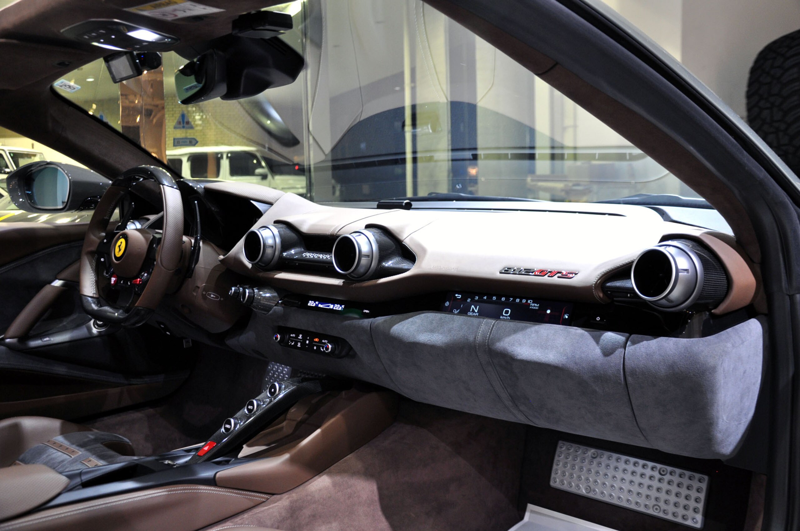 2021 Ferrari 812GTS — Photo 15 / 20