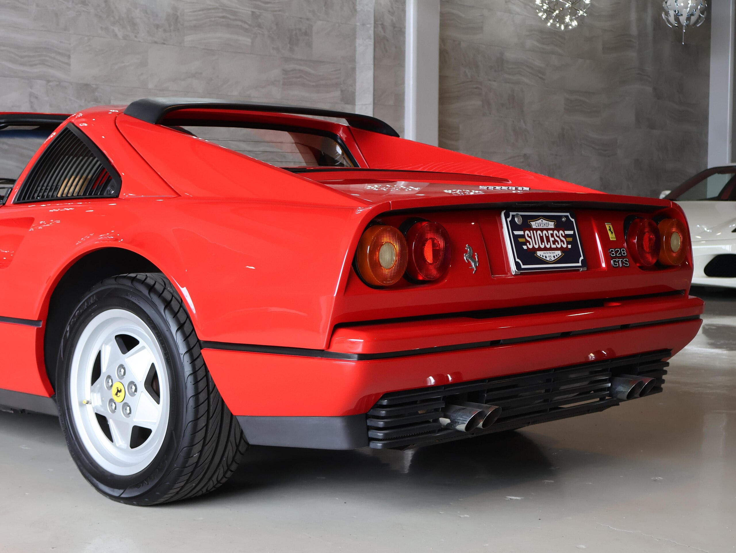 1989 Ferrari 328GTS — Photo 48 / 52
