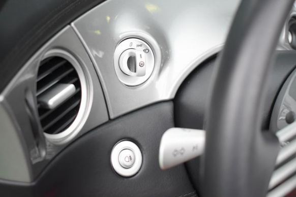 2000 BMW Z8 — Photo 24 / 25