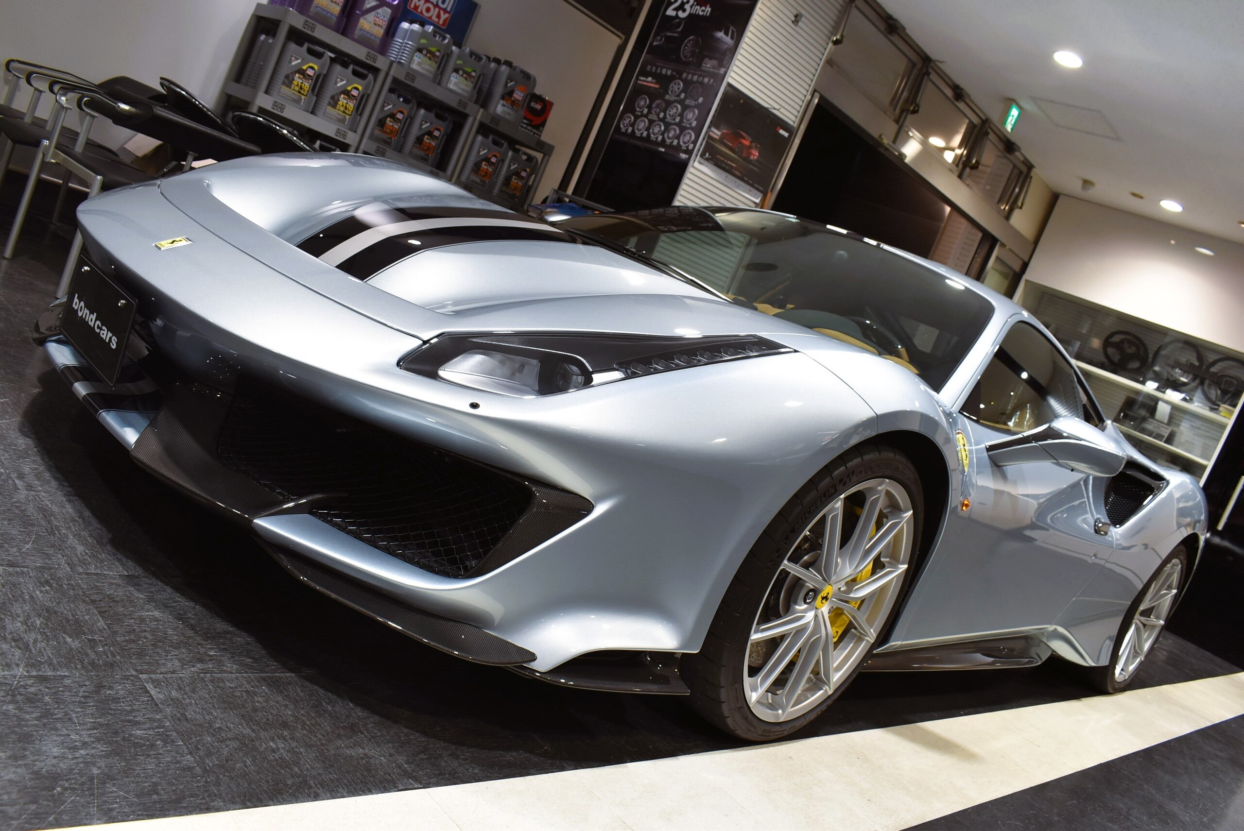 2019 Ferrari 488 Pista — Photo 11 / 28