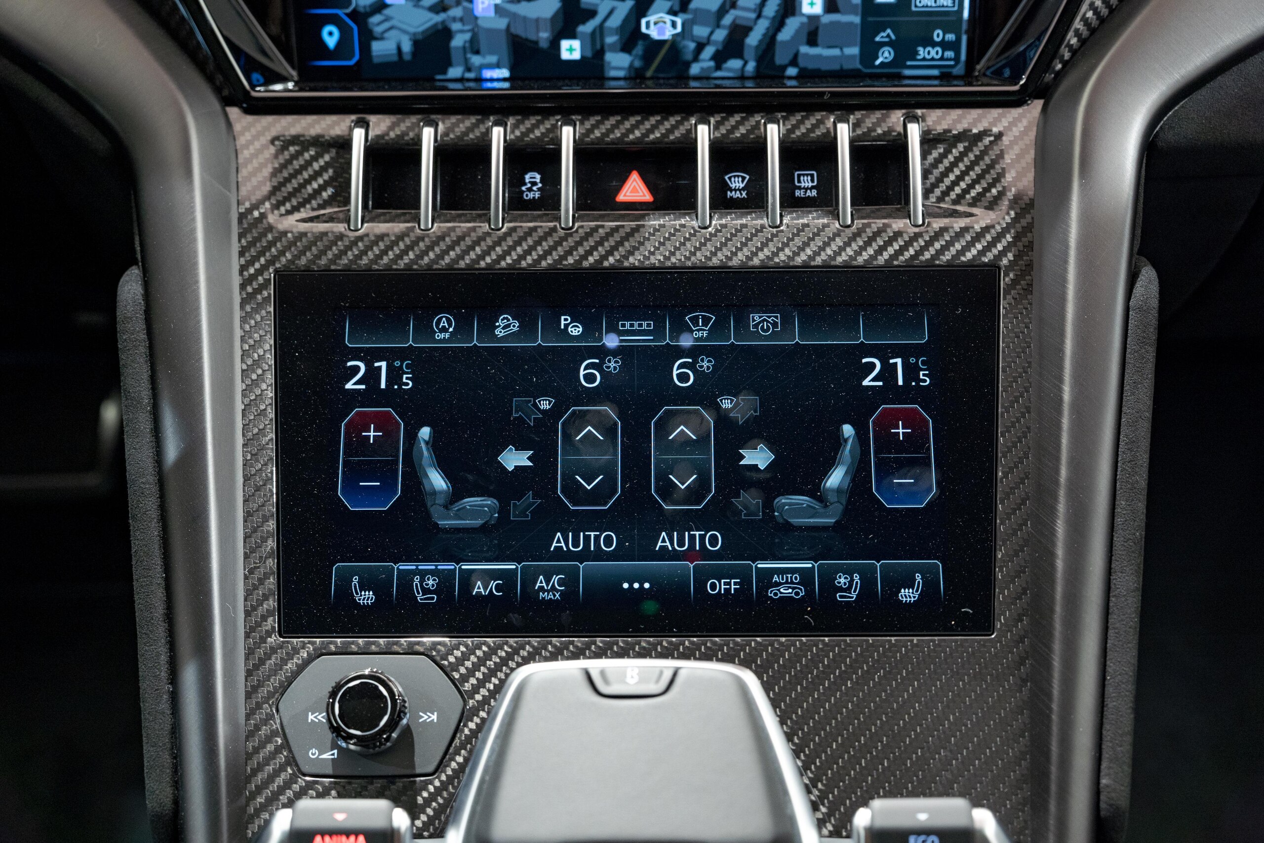 2025 Lamborghini Urus Performante — Photo 13 / 22