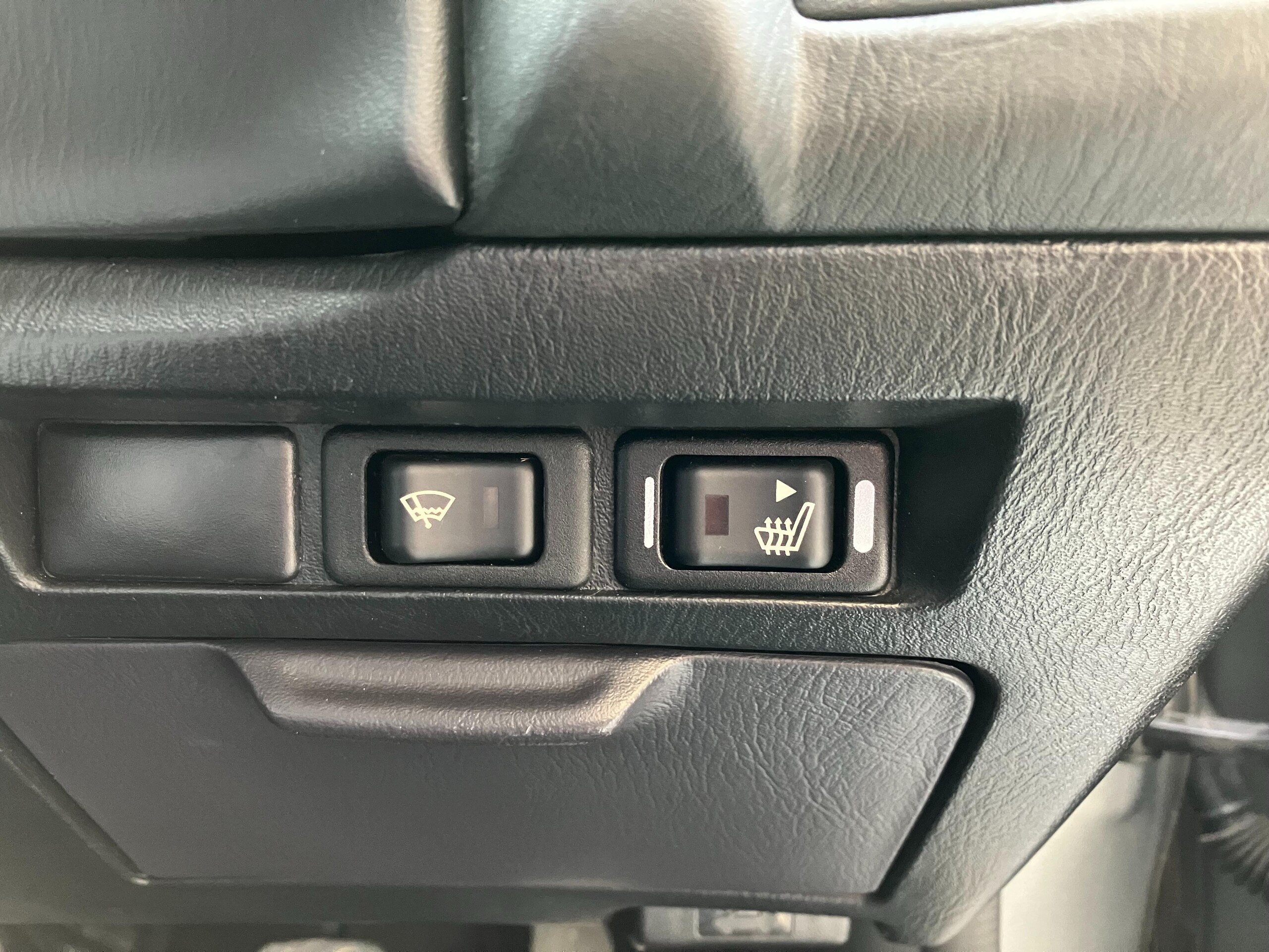 2002 Other Nissan — Photo 16 / 26