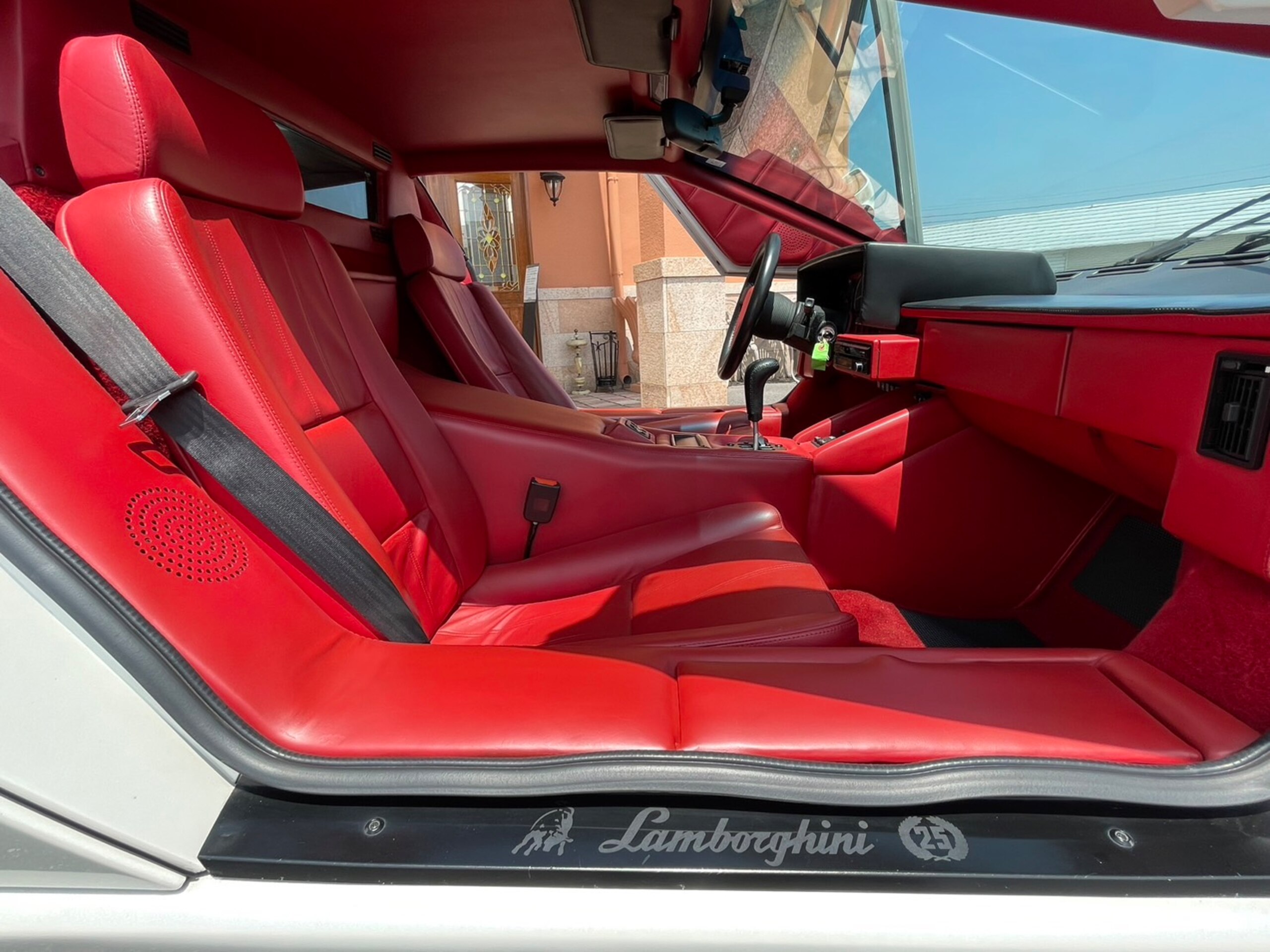 1989 Lamborghini Countach Anniversary Edition — Photo 9 / 11