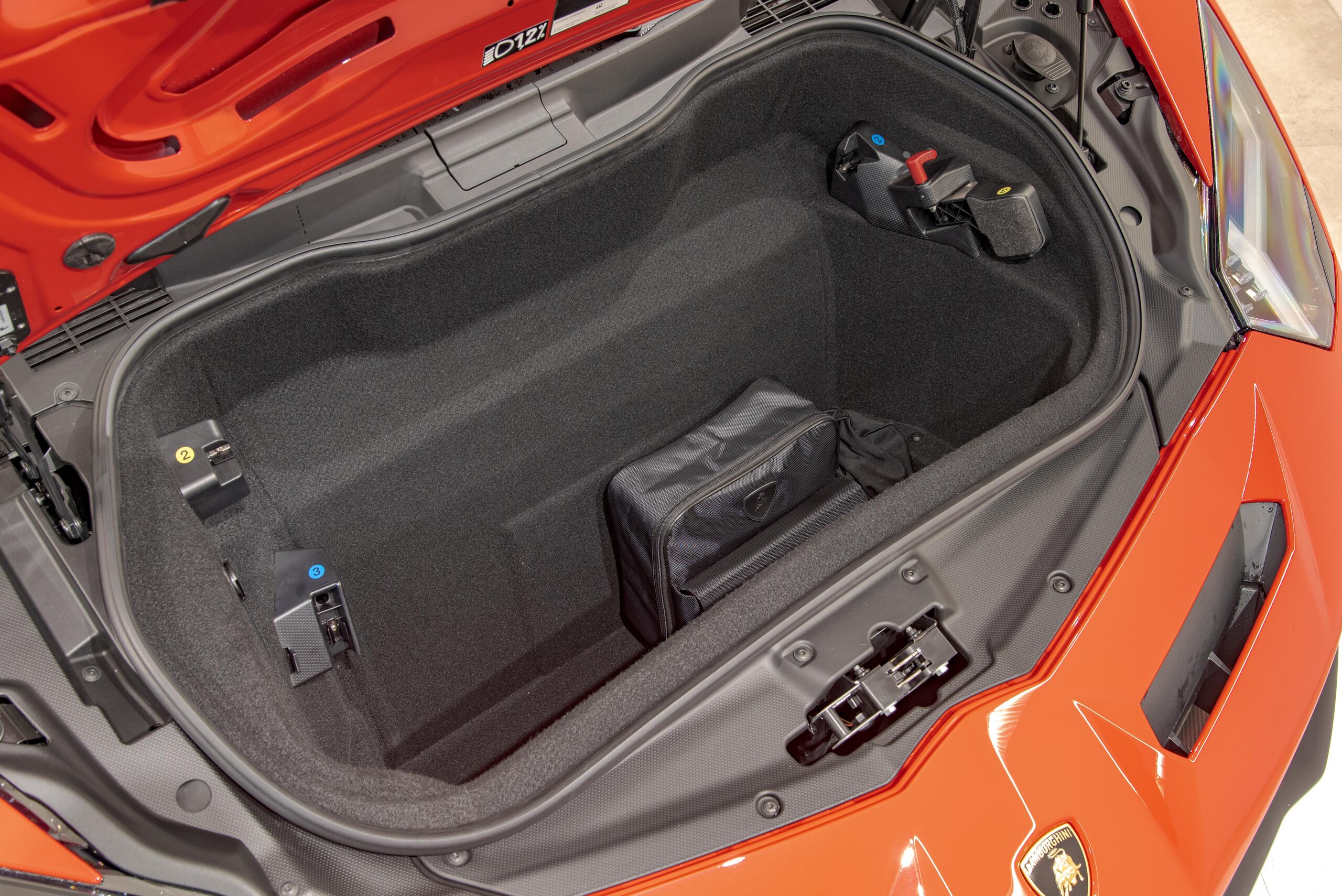 2021 Lamborghini Aventador SVJ Roadster — Photo 23 / 35