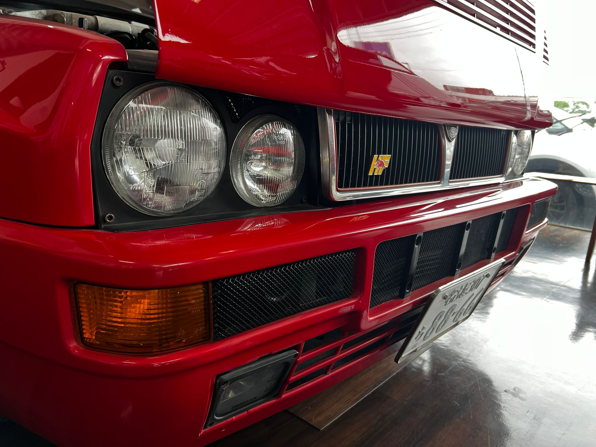 1993 Lancia Delta HF Integrale Evoluzione — Photo 6 / 18