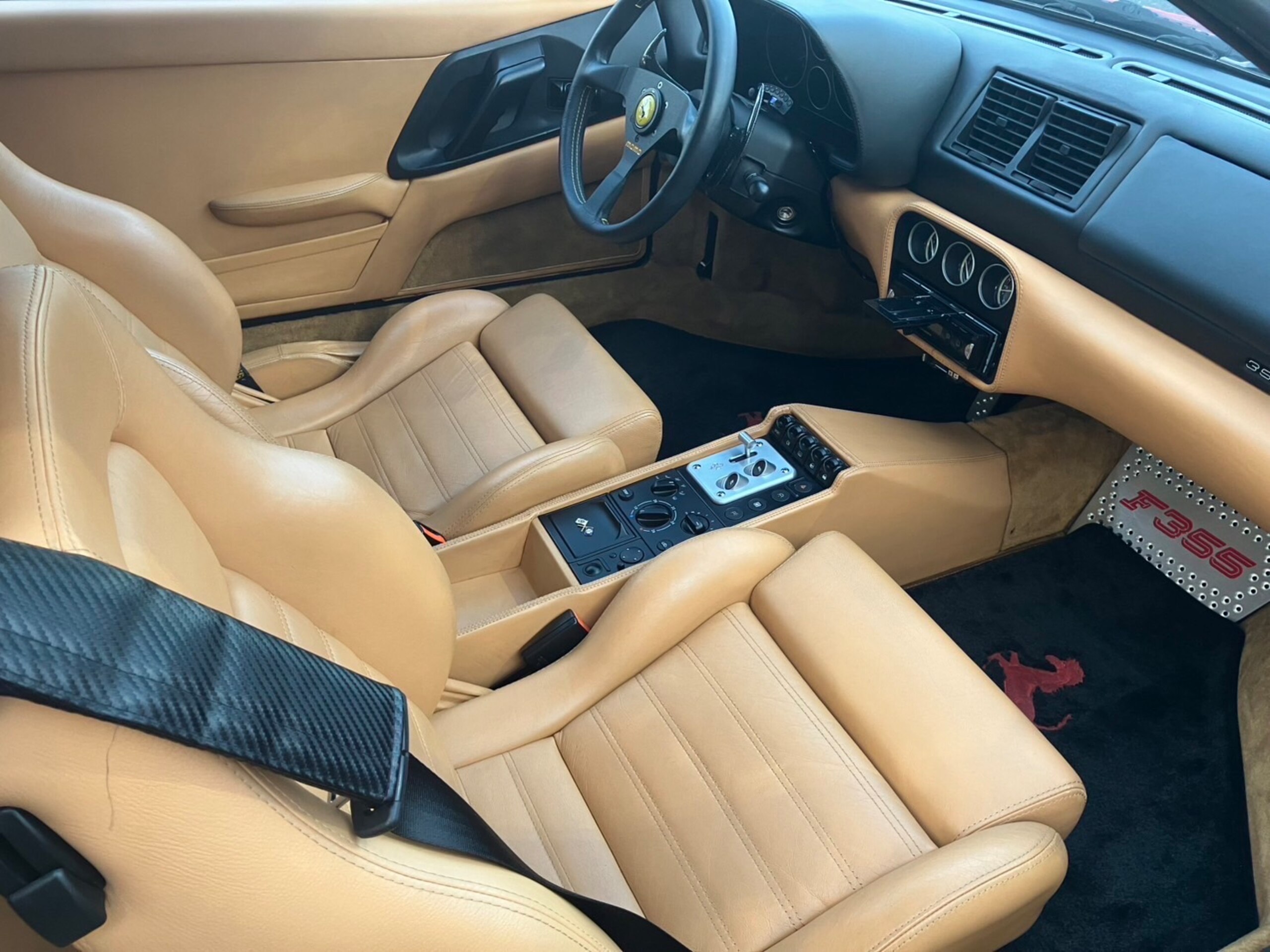 1999 Ferrari F355 Berlinetta — Photo 8 / 13