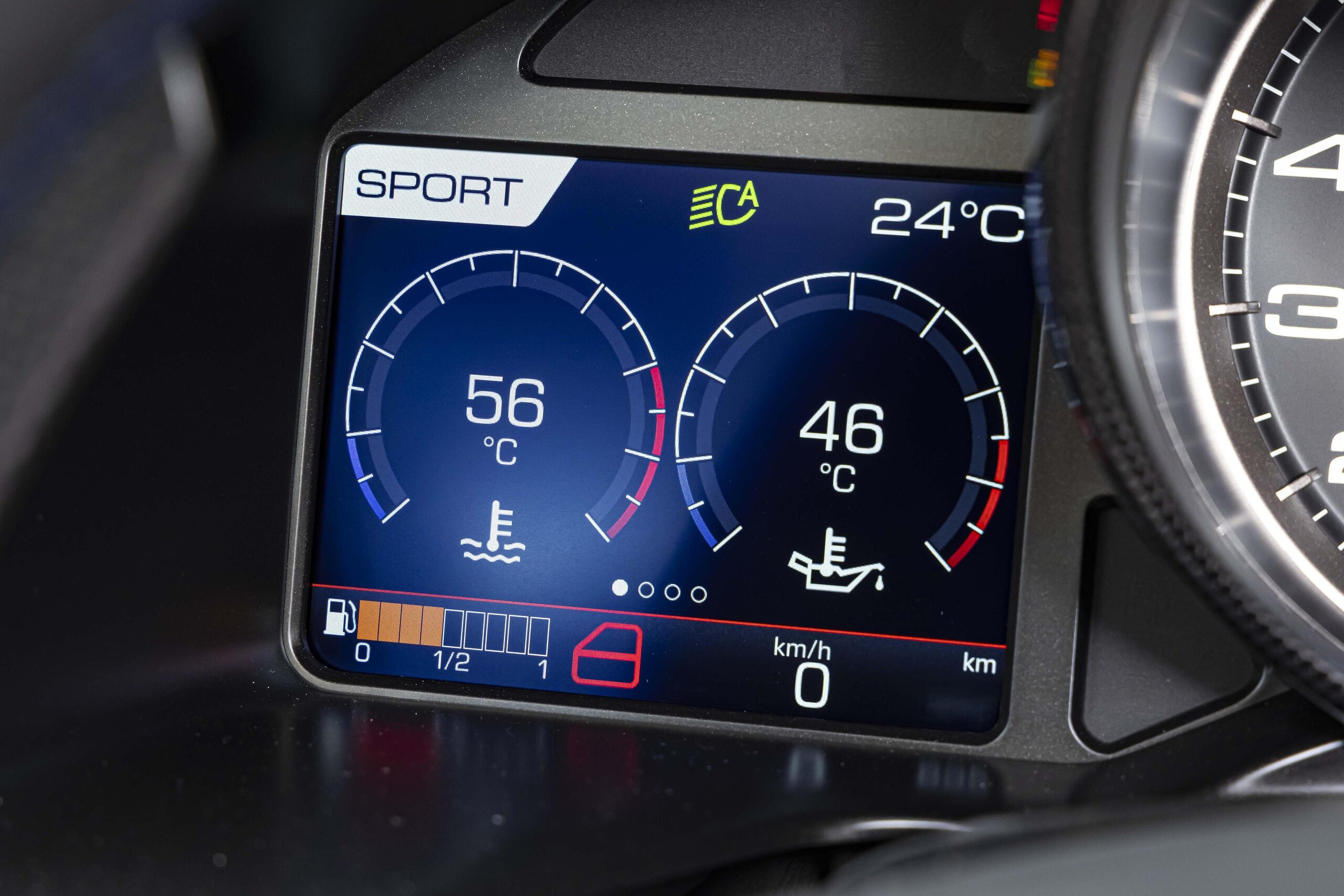 2023 Ferrari 812GTS — Photo 16 / 29