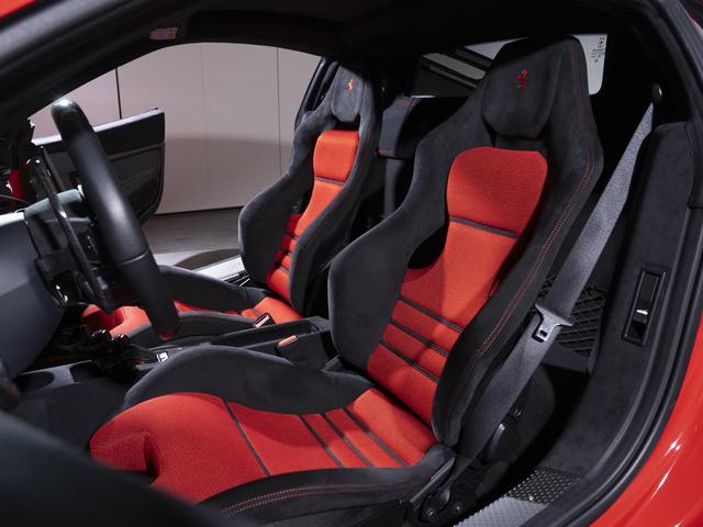 2015 Ferrari 458 Speciale — Photo 8 / 26