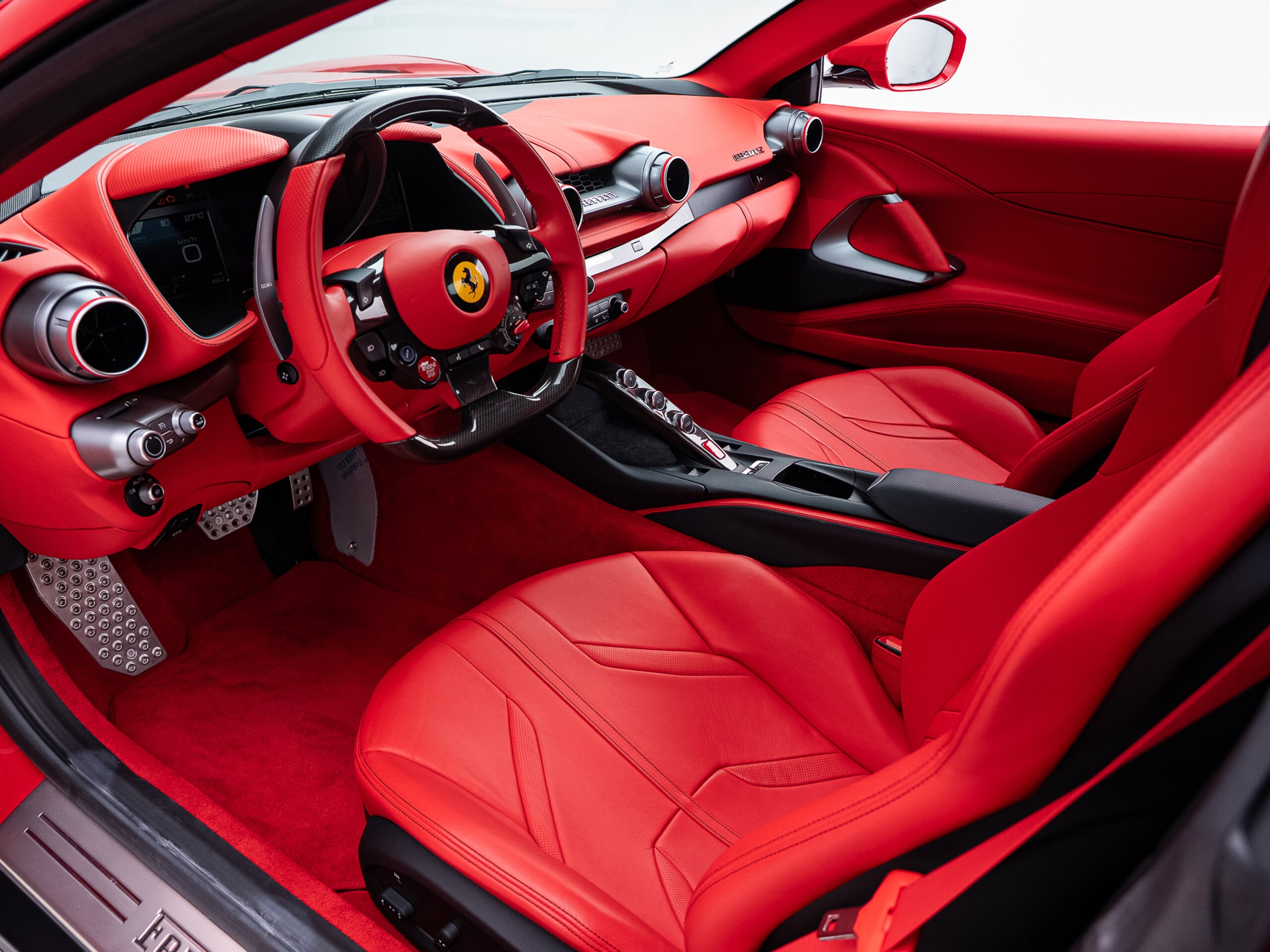 2021 Ferrari 812GTS — Photo 8 / 55