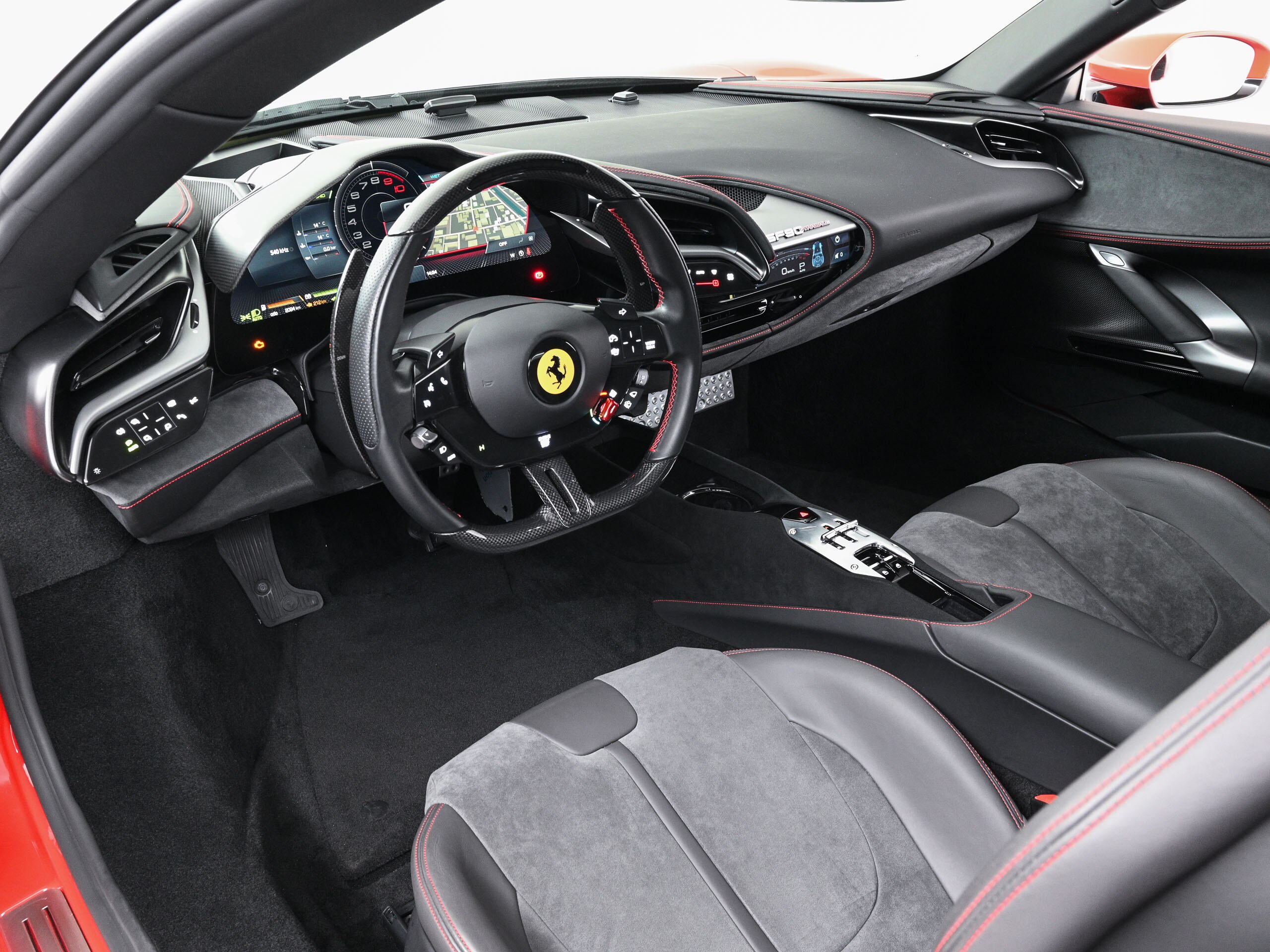 2021 Ferrari SF90 Stradale — Photo 8 / 22