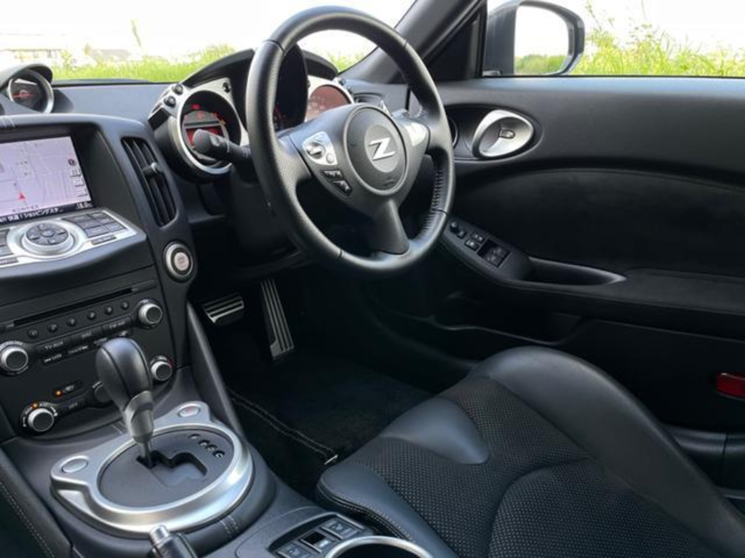 2017 Other Nissan — Photo 8 / 12
