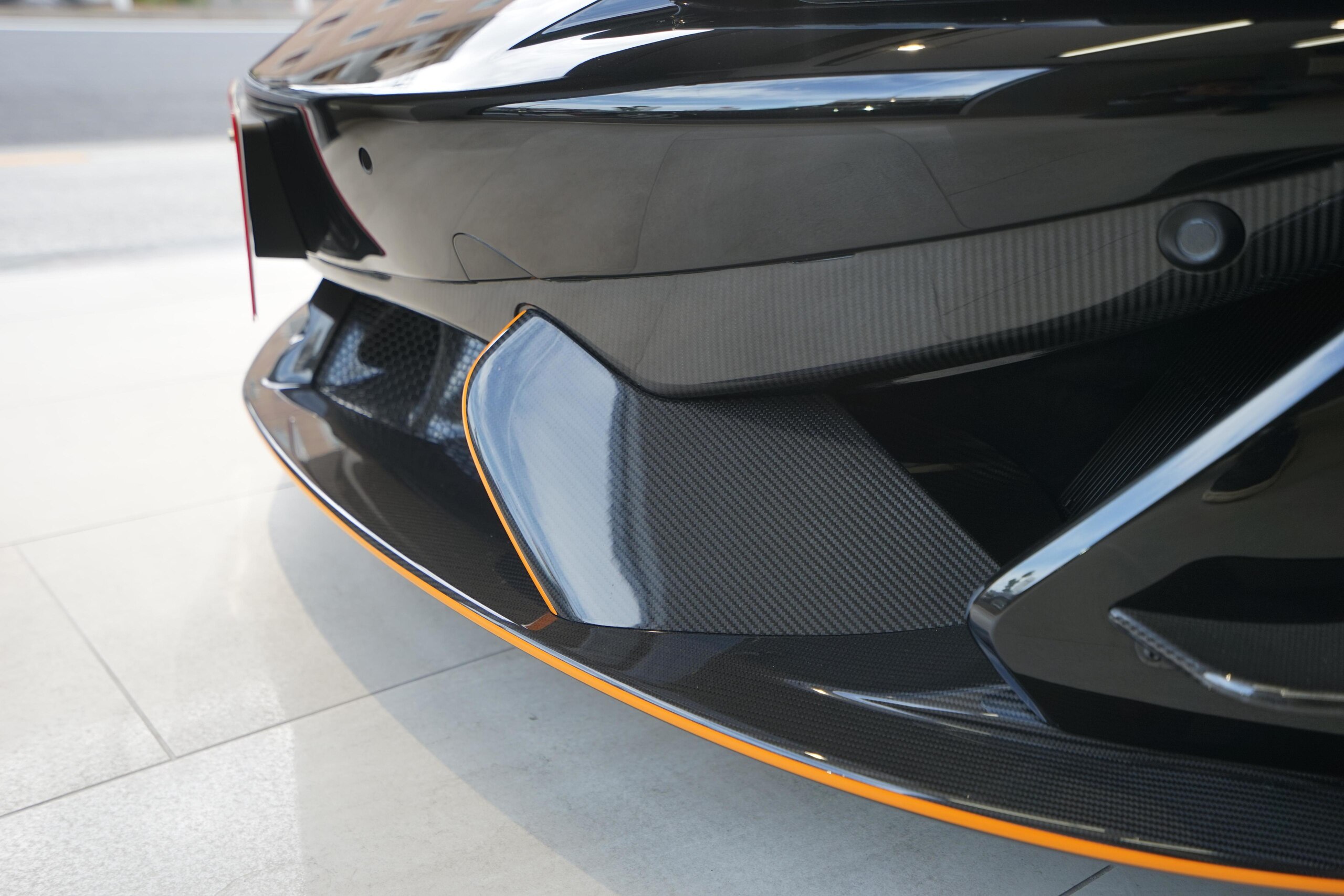 2020 McLaren 620R — Photo 16 / 18