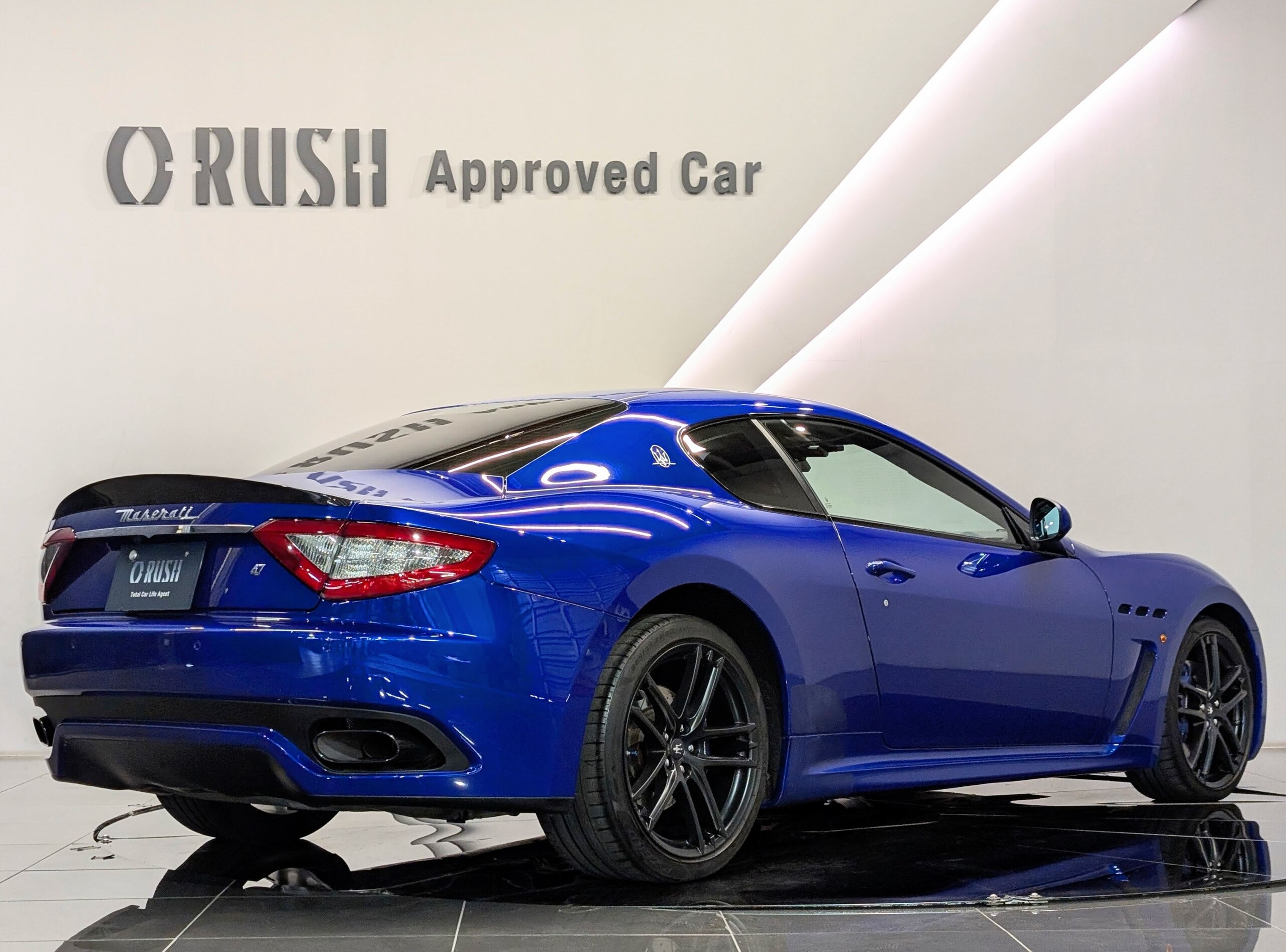 2018 Maserati GranTurismo Sport — Photo 6 / 21