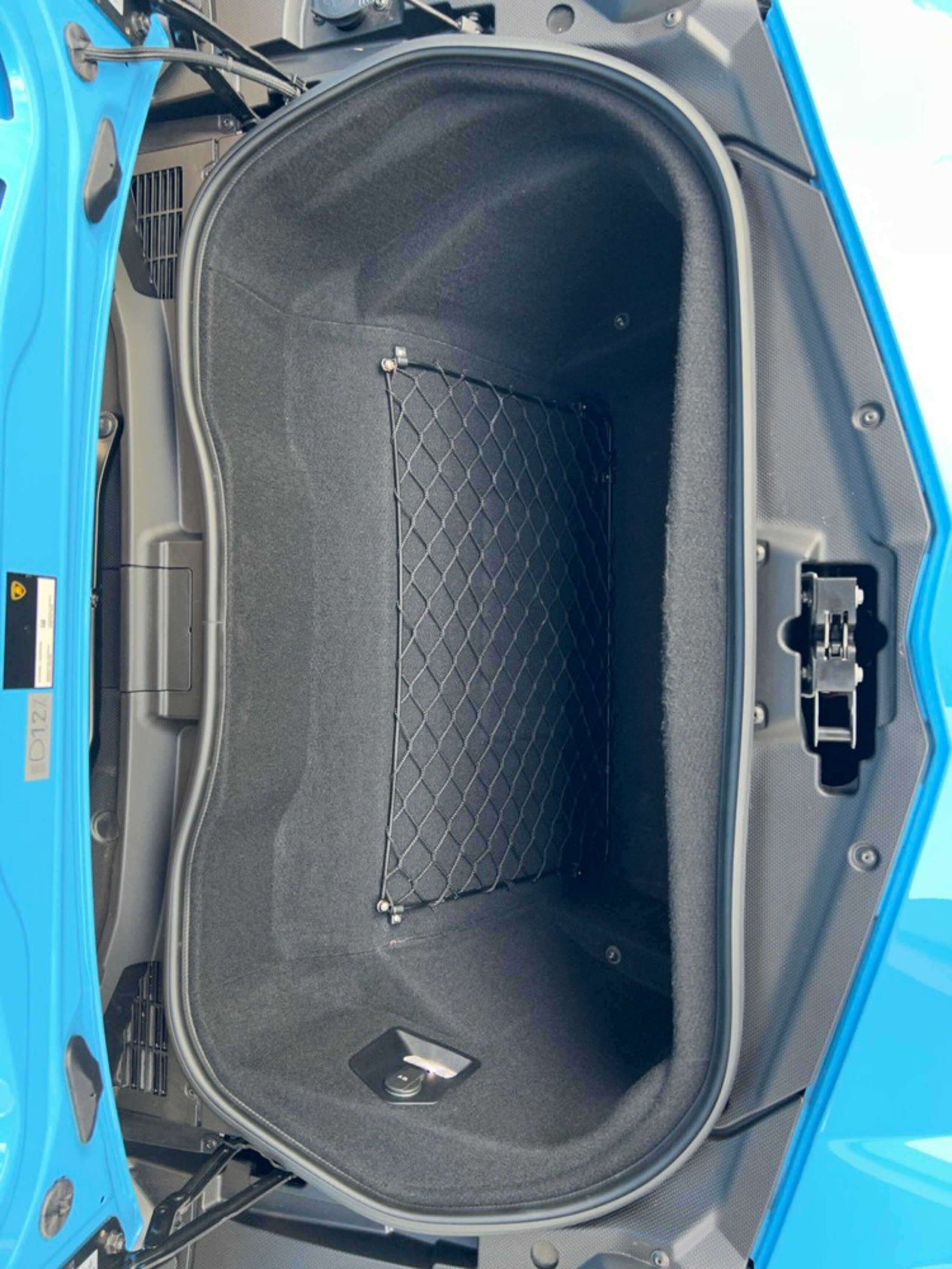 2018 Lamborghini Aventador S — Photo 18 / 18