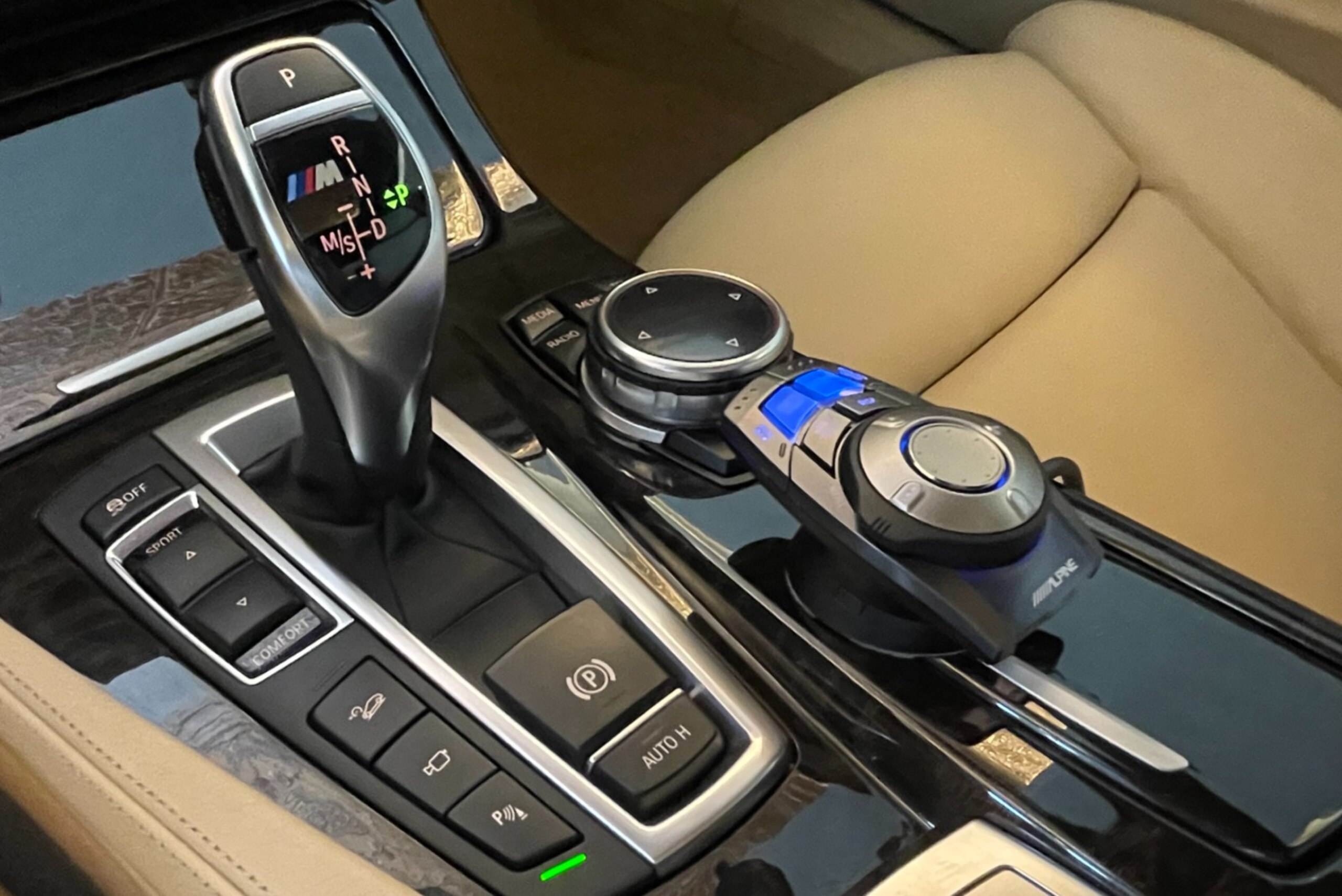 2014 BMW M550d xDrive — Photo 12 / 17
