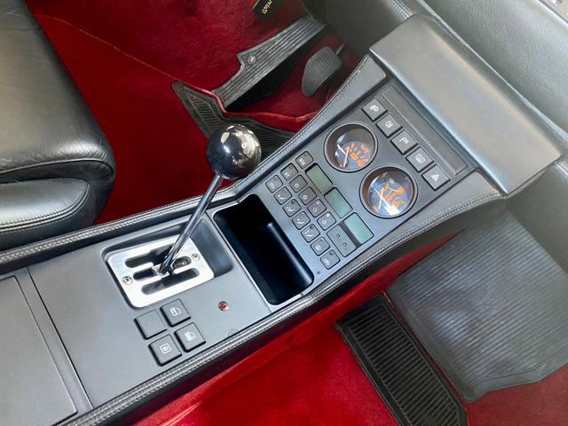 1990 Ferrari 348 TB — Photo 17 / 21