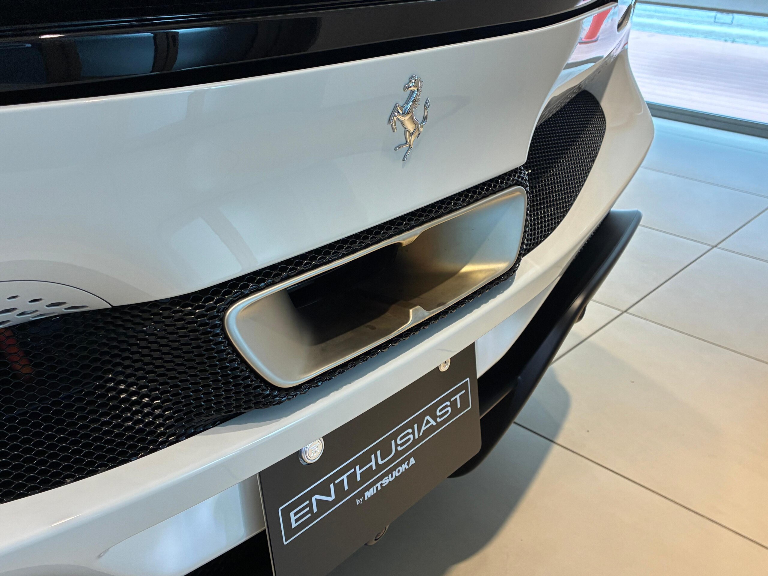 2025 Ferrari 296GTS — Photo 34 / 76
