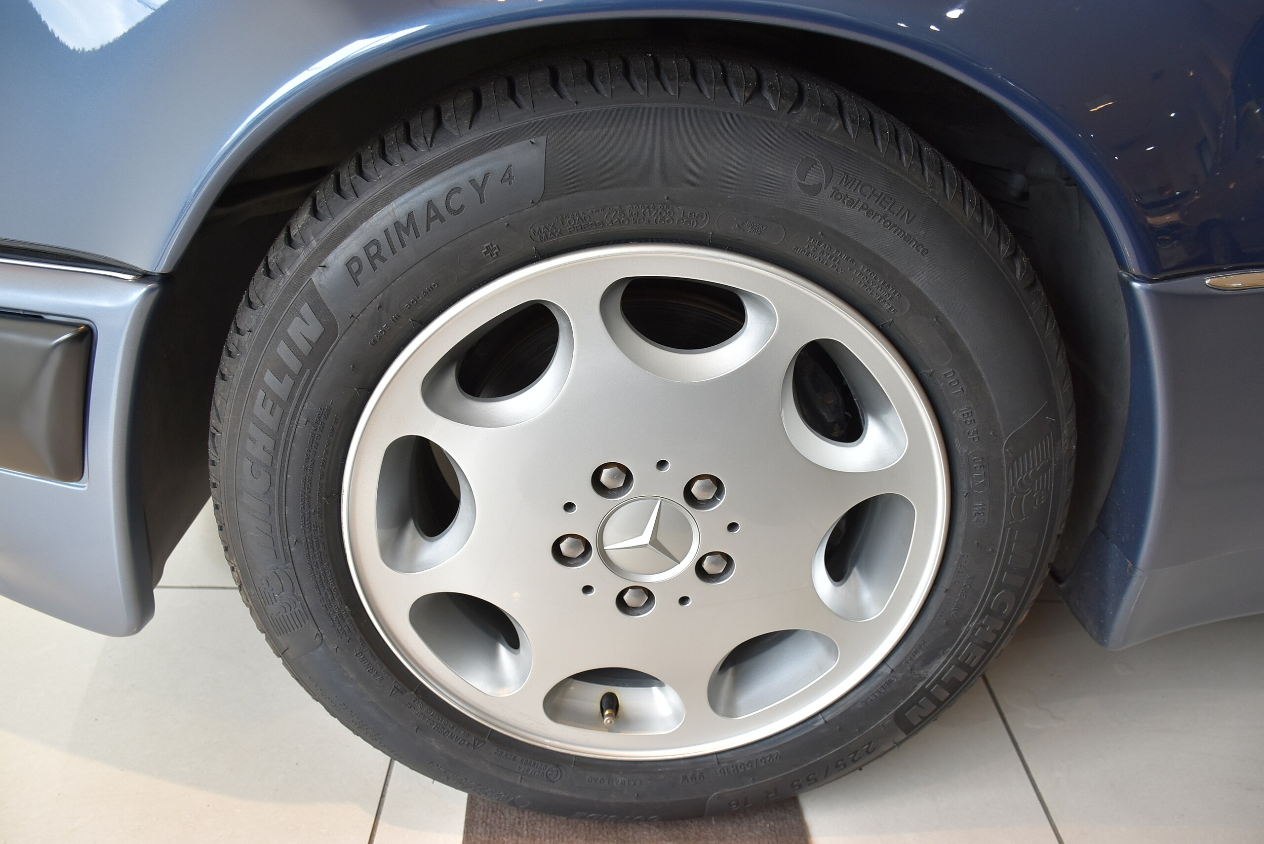 1992 Mercedes Benz 500E — Photo 14 / 16