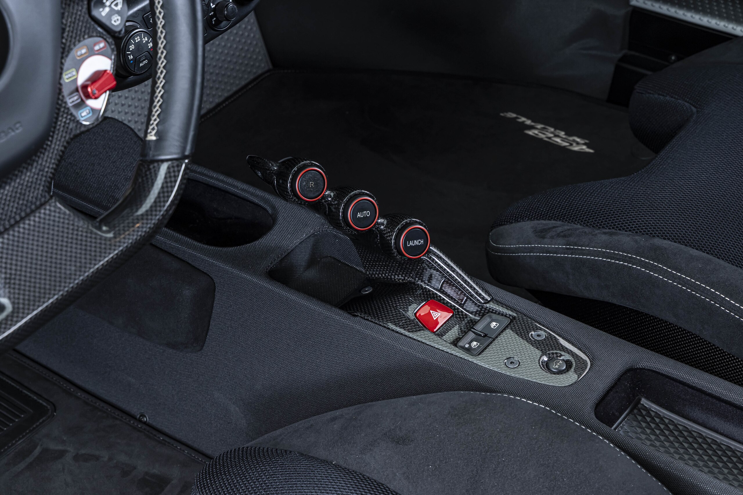 2014 Ferrari 458 Speciale — Photo 11 / 16