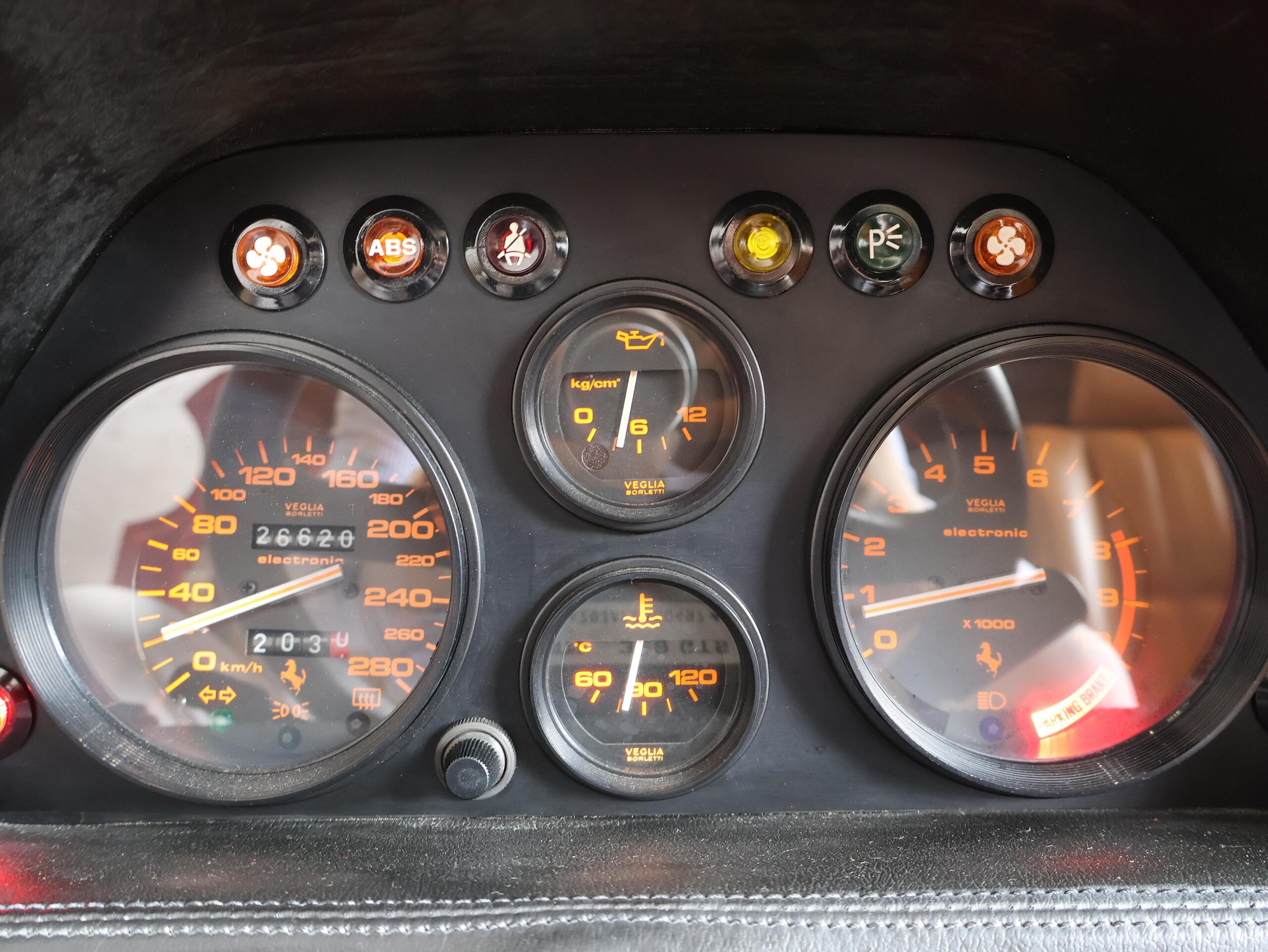 1989 Ferrari 328GTS — Photo 24 / 52