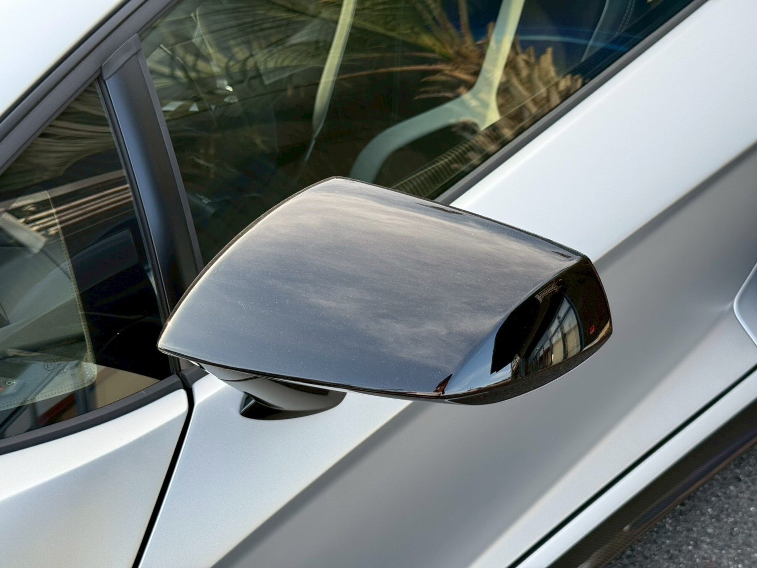 2019 Lamborghini Aventador SVJ — Photo 28 / 41