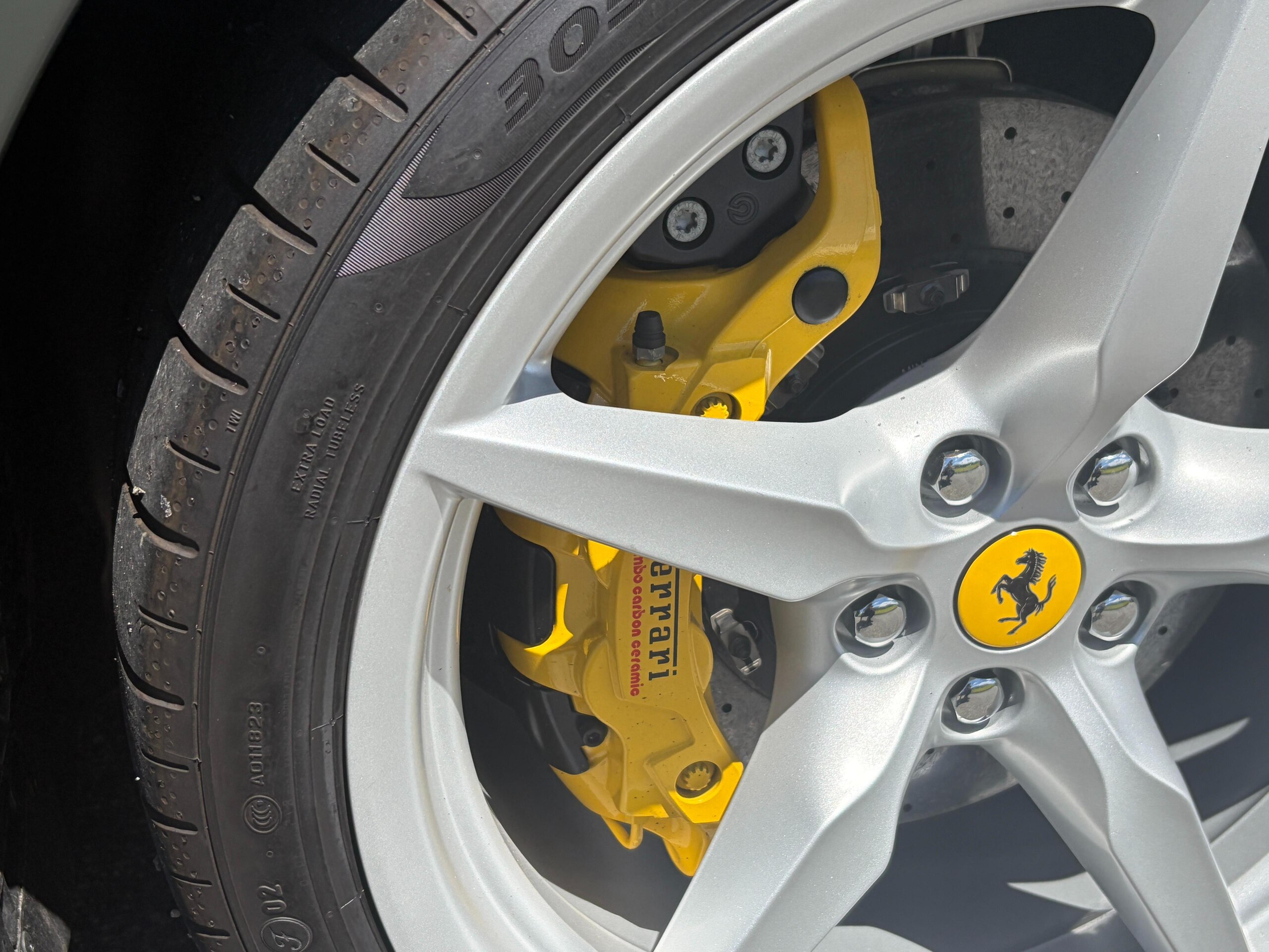 2022 Ferrari F8 Tributo — Photo 12 / 32